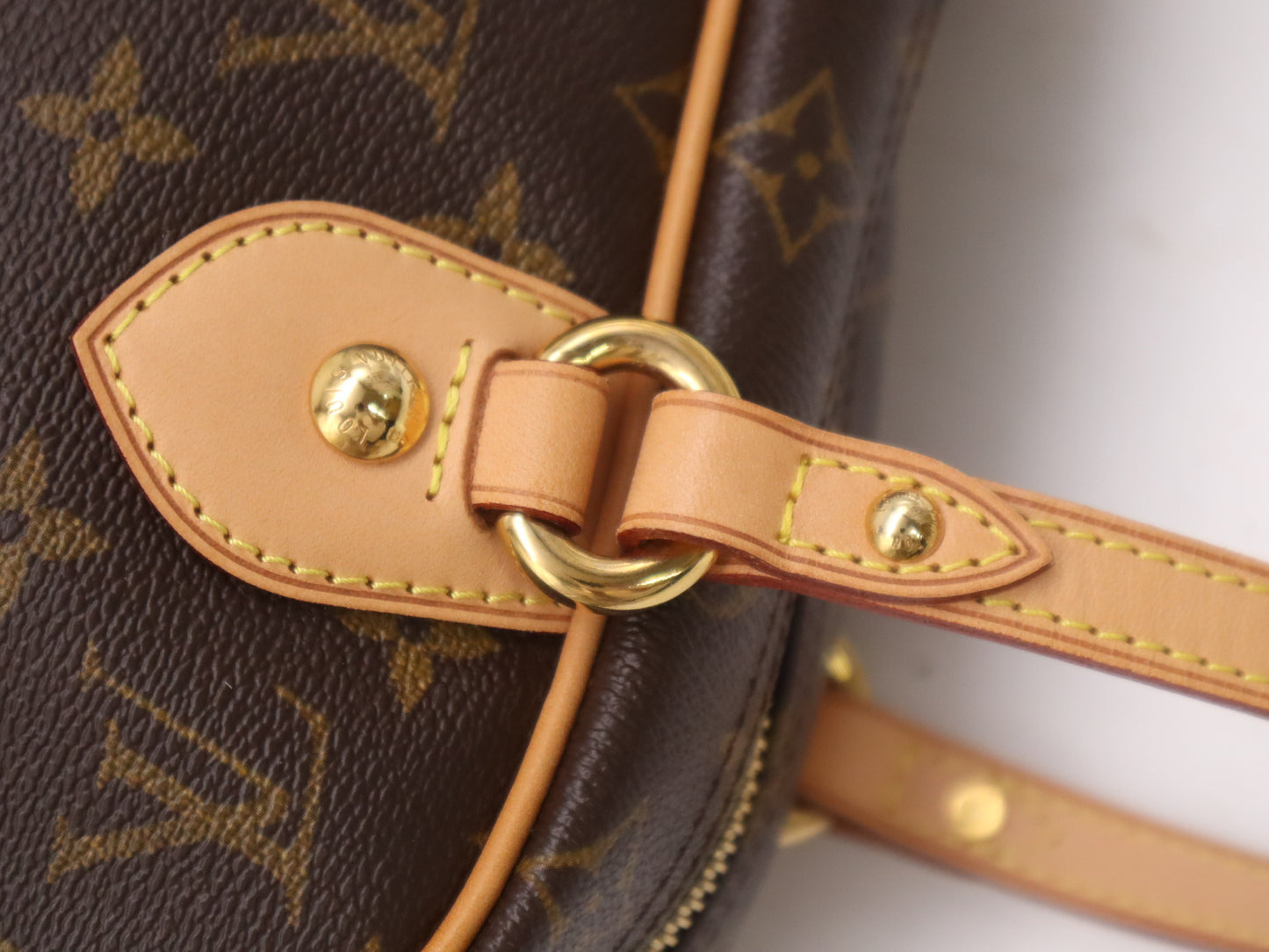LOUIS VUITTON M95566 Monogram Montorgueil GM Handbag with Dust Bag, Padlock, and Two Keys