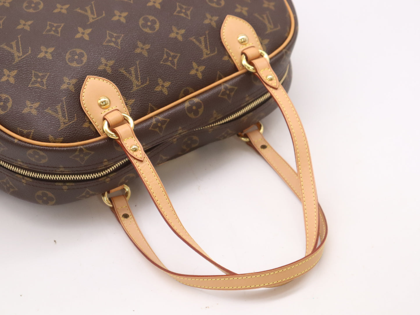 LOUIS VUITTON M95566 Monogram Montorgueil GM Handbag with Dust Bag, Padlock, and Two Keys