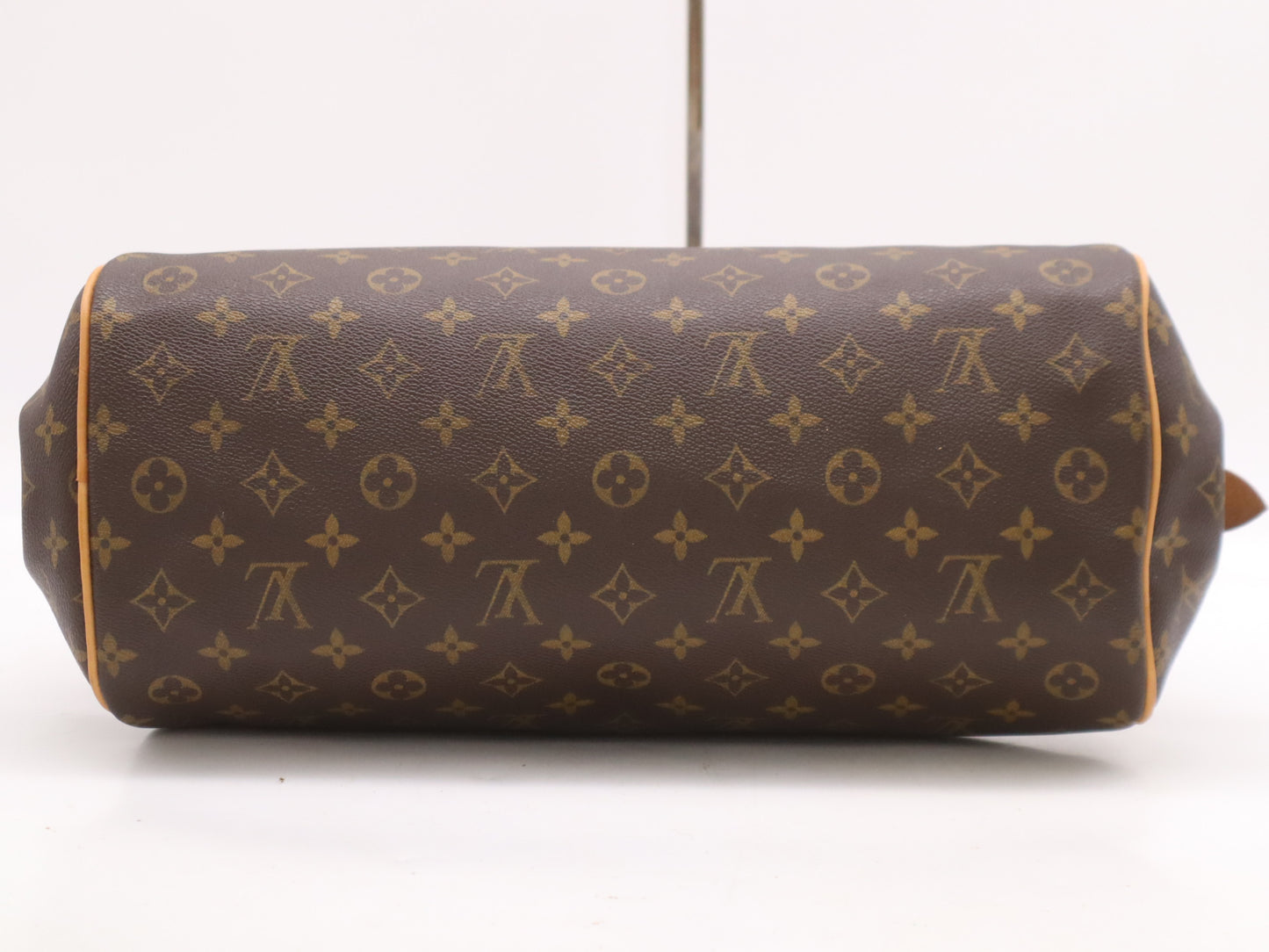 LOUIS VUITTON M95566 Monogram Montorgueil GM Handbag with Dust Bag, Padlock, and Two Keys