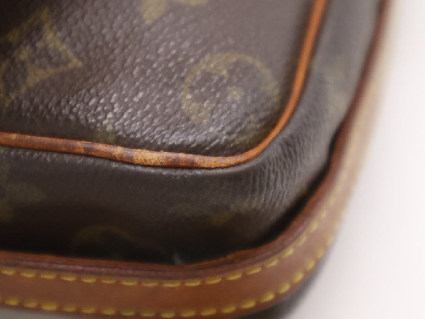 LOUIS VUITTON M51207 Monogram Saint-Germain 28 Shoulder Bag
