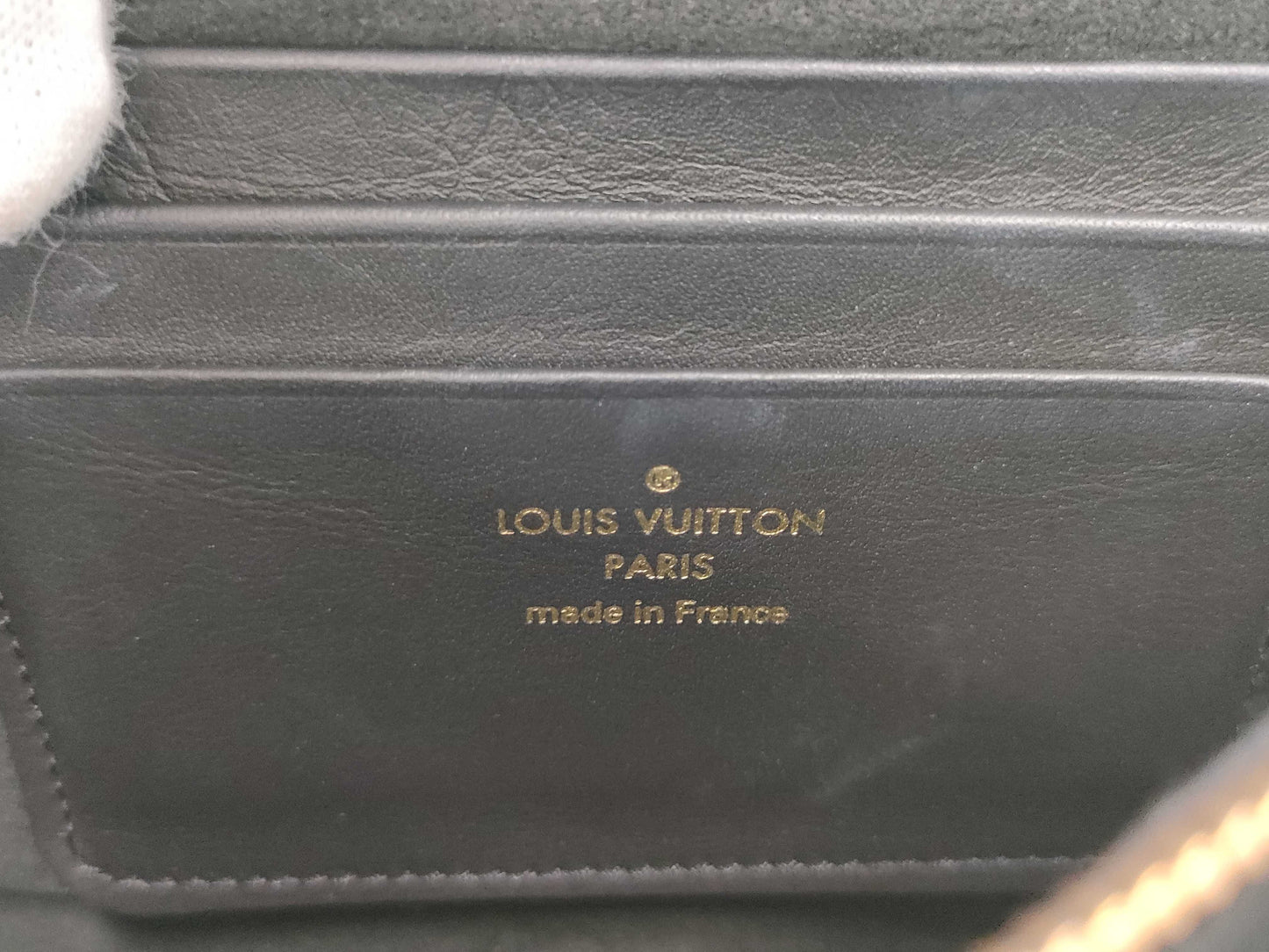 LOUIS VUITTON Pochette Chain Wallet M63929 Black with Gold Hardware and Calf Leather TJ0169 Shoulder Bag