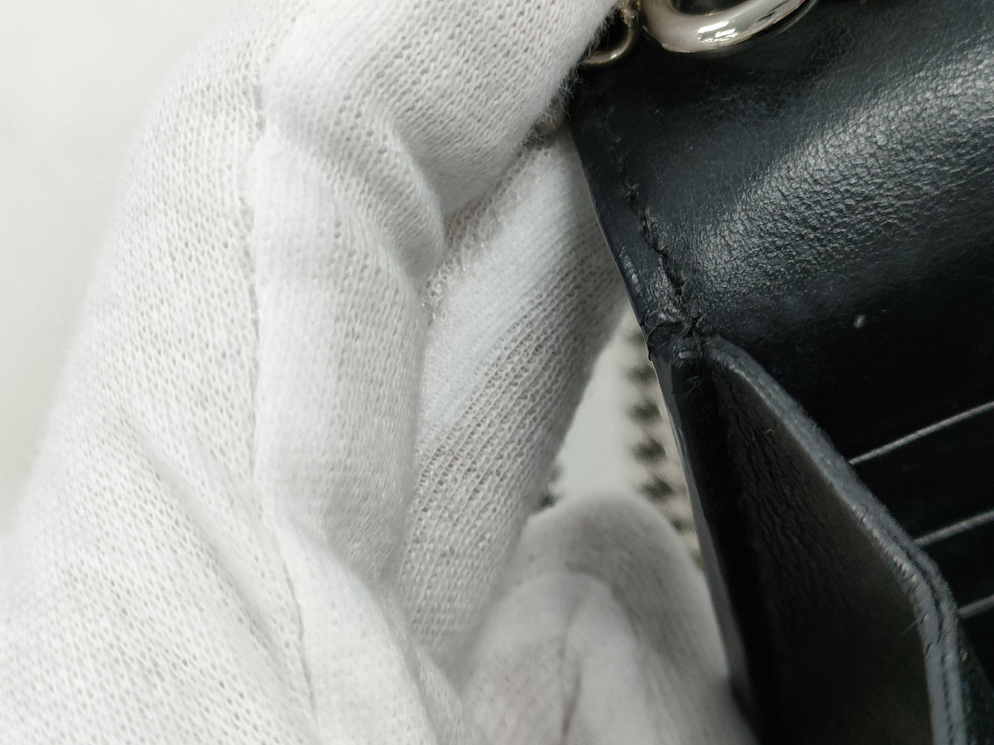 SAINT LAURENT Cassandra Envelope Stud Chain Wallet in Black Calfskin with Silver Hardware. Shoulder Bag.