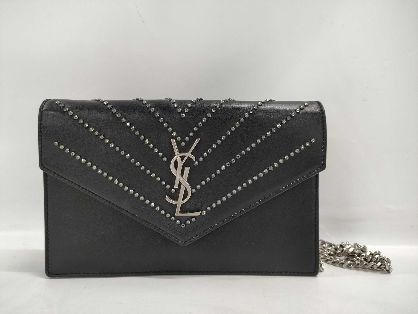 SAINT LAURENT Cassandra Envelope Stud Chain Wallet in Black Calfskin with Silver Hardware. Shoulder Bag.