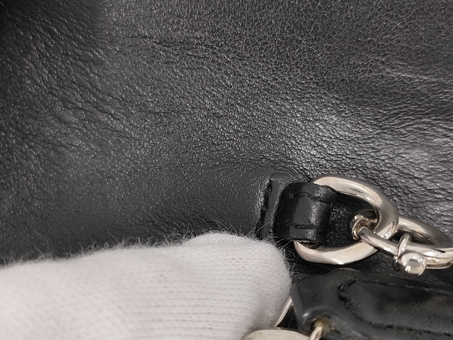 SAINT LAURENT Cassandra Envelope Stud Chain Wallet in Black Calfskin with Silver Hardware. Shoulder Bag.