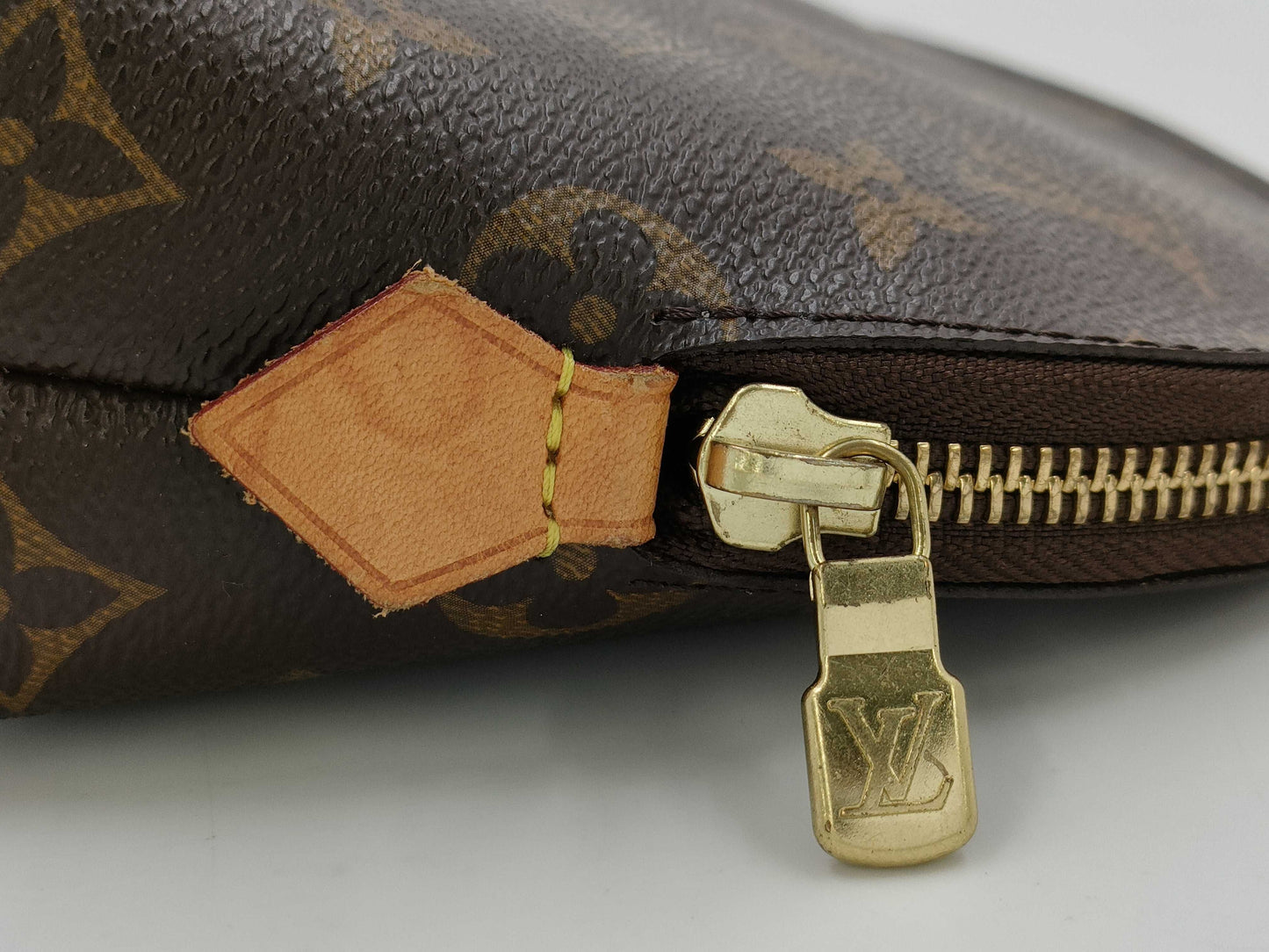 LOUIS VUITTON Cosmetic GM Pouch, Brown with Gold Hardware, Monogram Canvas, M47353, RFID Pouch