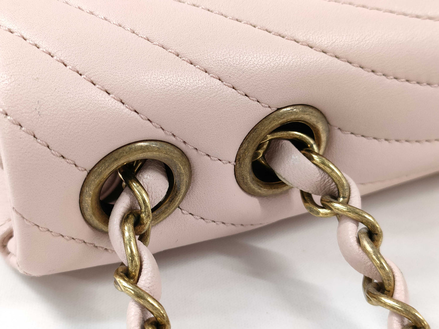 CHANEL Design Stitch Chain Shoulder Bag with Lambskin and Gold Hardware, 23078341, No Cards Included