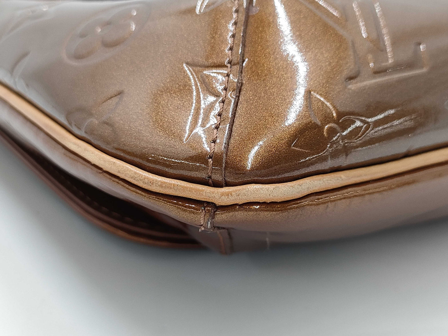 LOUIS VUITTON Monogram Vernis Thompson Street Shoulder Bag in Bronze with Gold Hardware, M91124 CA0090, Dust Bag