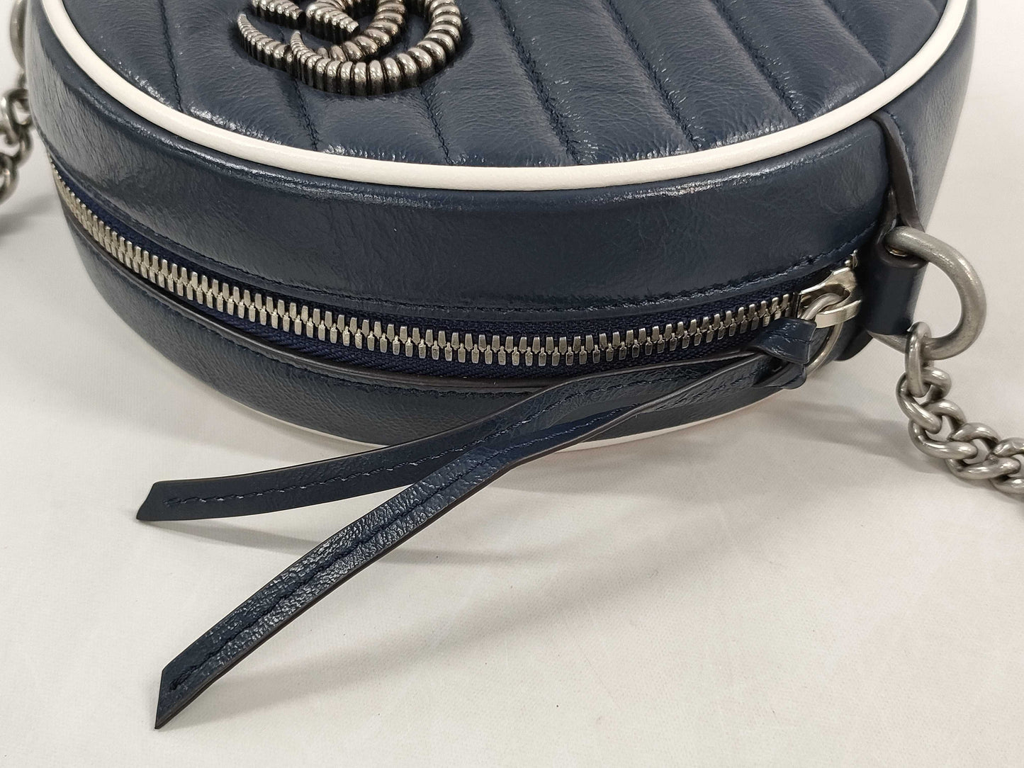 GUCCI GG Marmont Round Shoulder Bag in Navy and White Leather