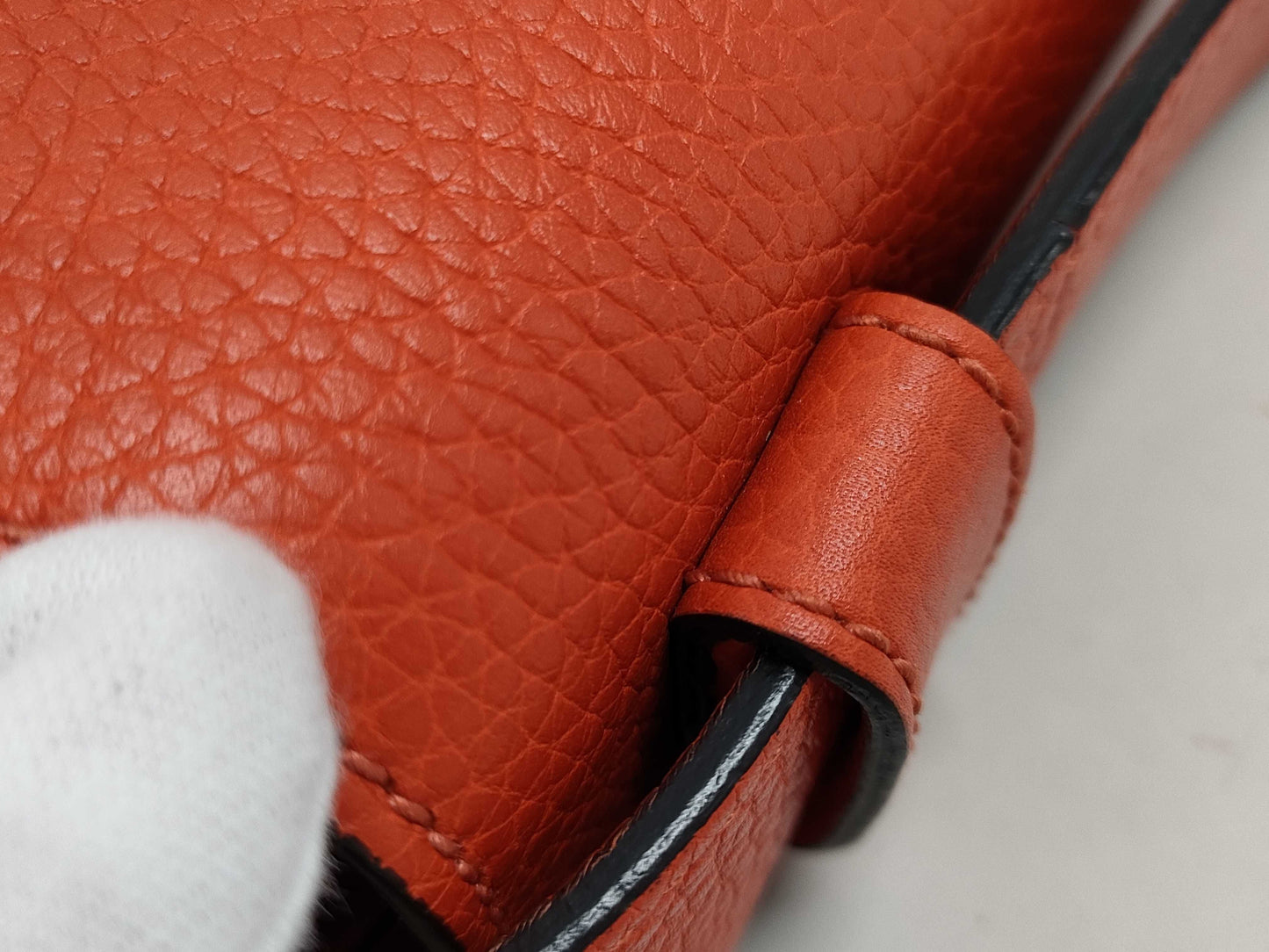 GUCCI GG Marmont Shoulder Bag in Orange Calfskin with Gold Hardware