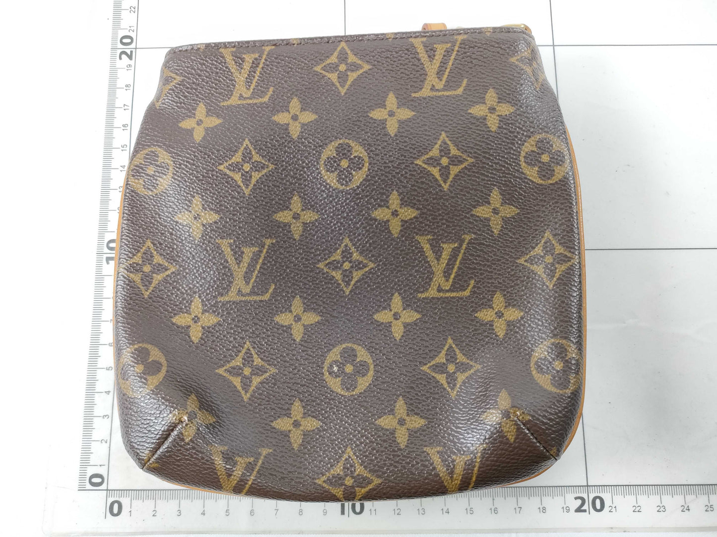 LOUIS VUITTON M 51901 Monogram LV Pouch x 1 Pouch