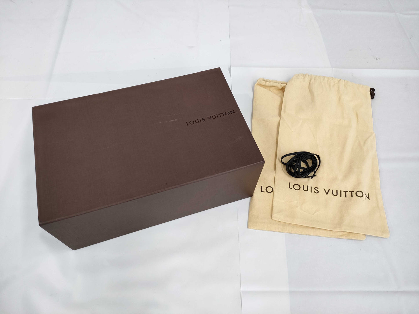 LOUIS VUITTON deck shoes suede size 7 loafers