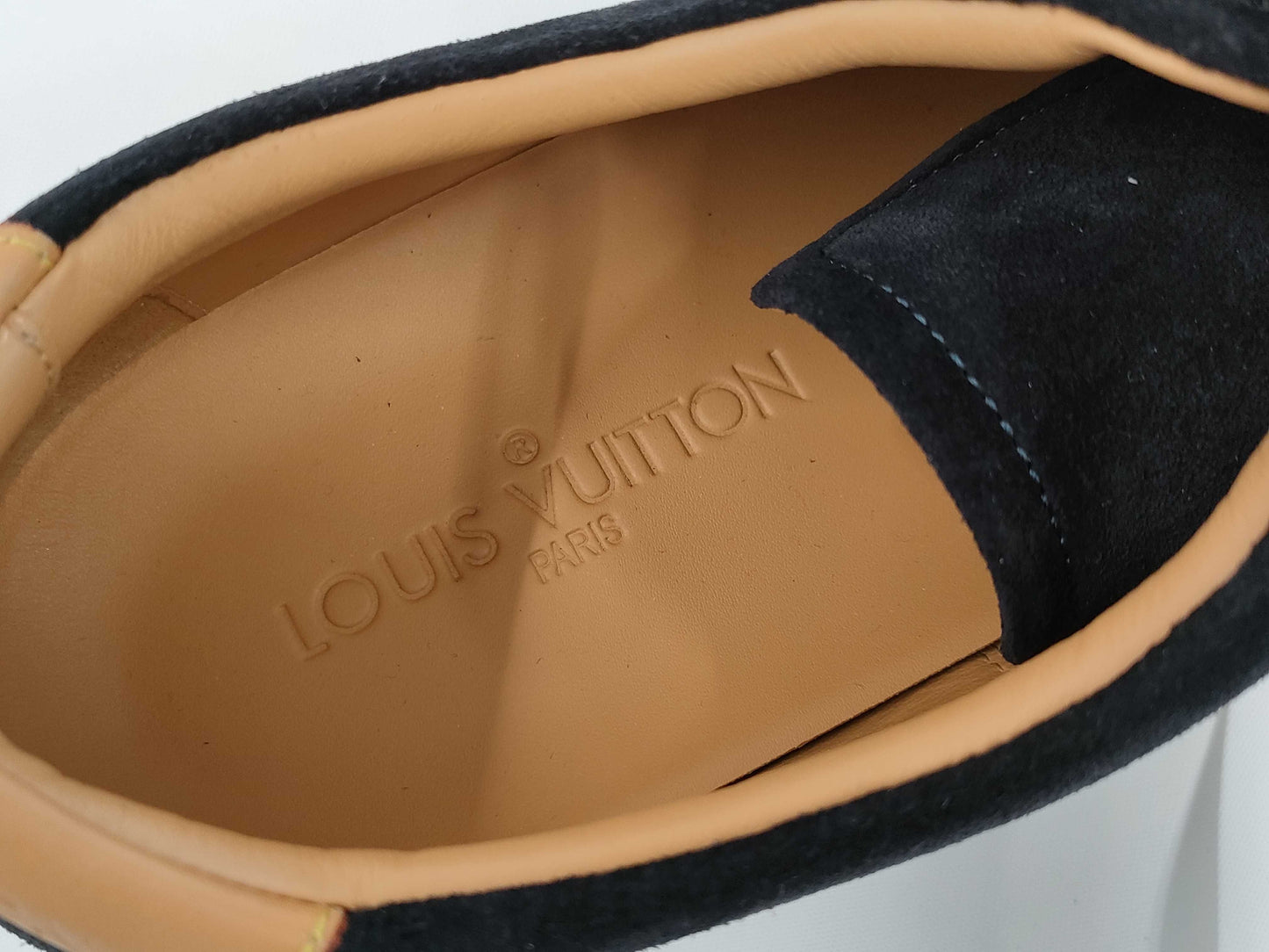 LOUIS VUITTON deck shoes suede size 7 loafers