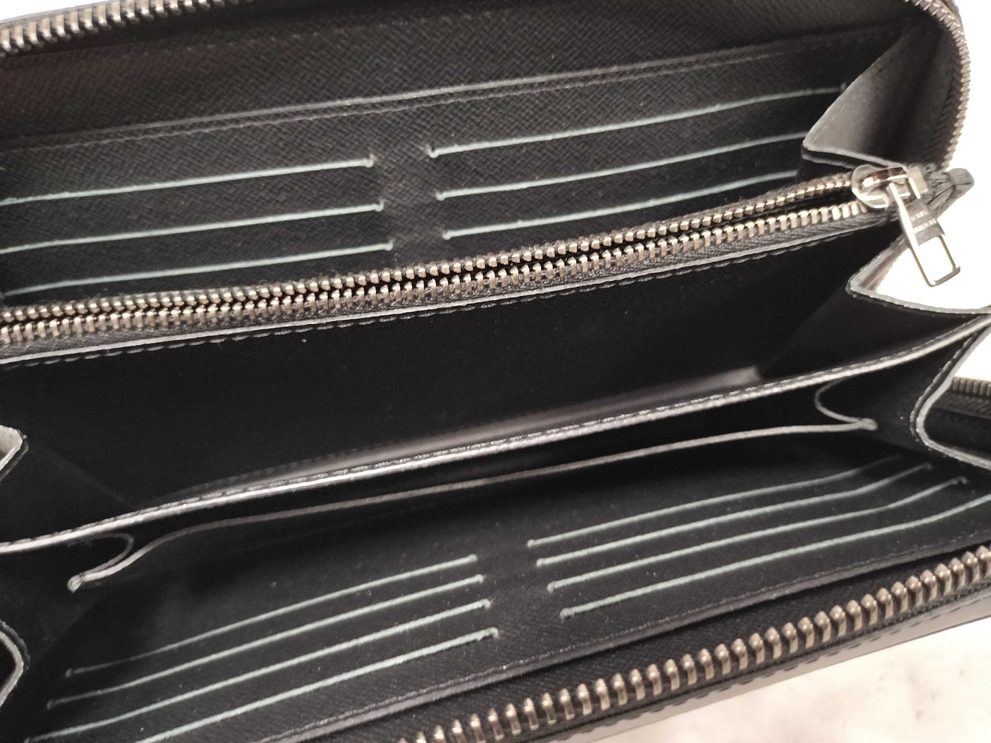 LOUIS VUITTON M61698 Monogram Eclipse Zippy XL M61698 CA3199 Wallet/Second Bag