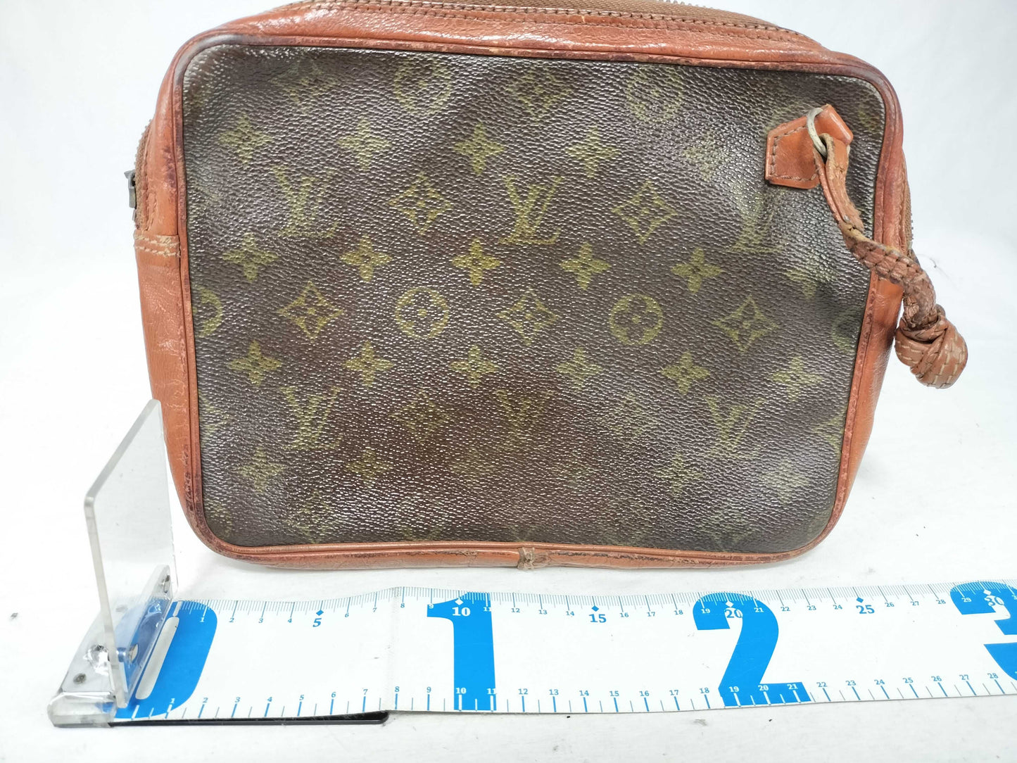 LOUIS VUITTON Monogram Clutch Bag LOUIS VUITTON Monogram Clutch Bag