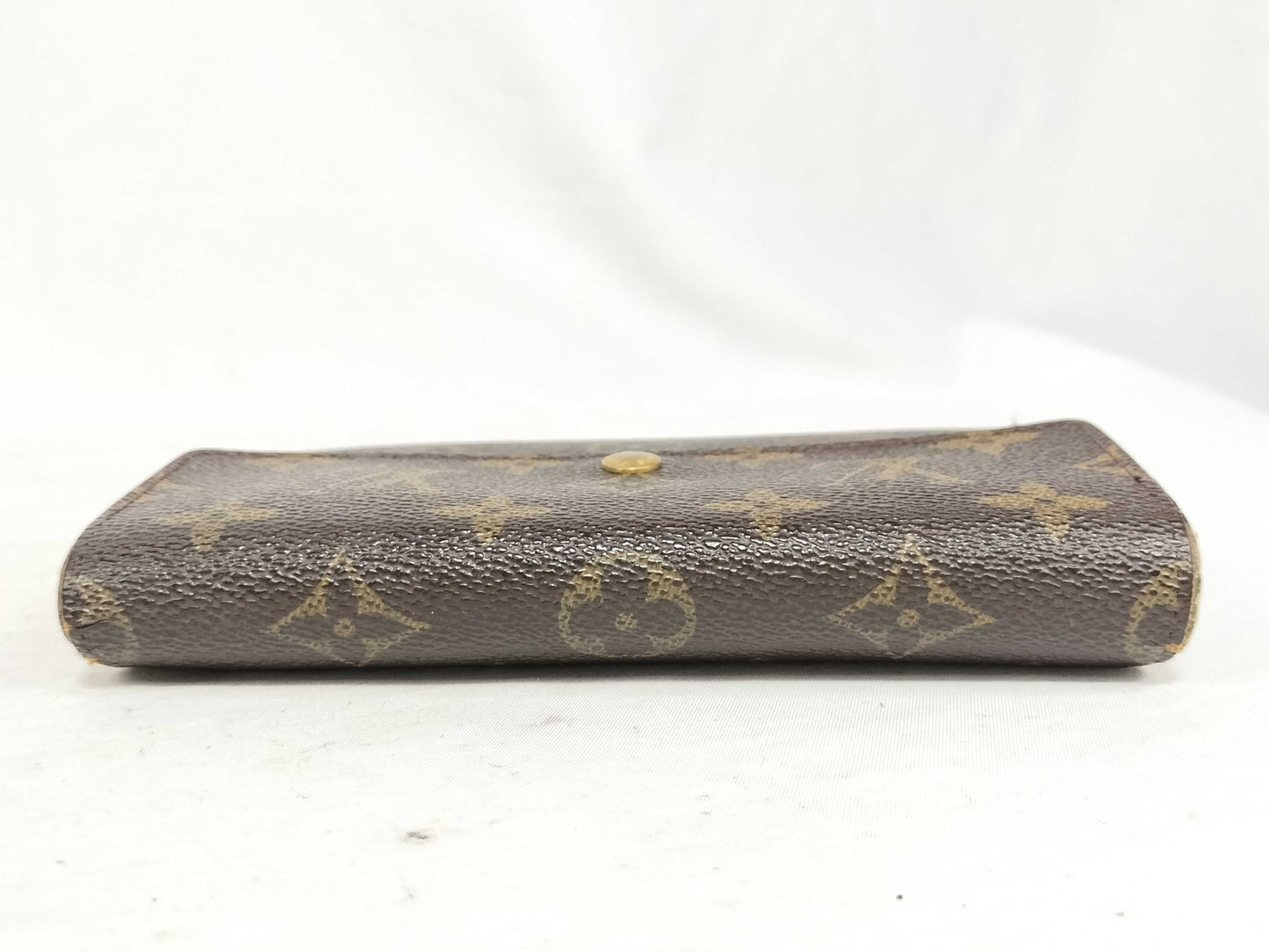 LOUIS VUITTON Monogram LOUIS VUITTON Wallet Monogram Wallet