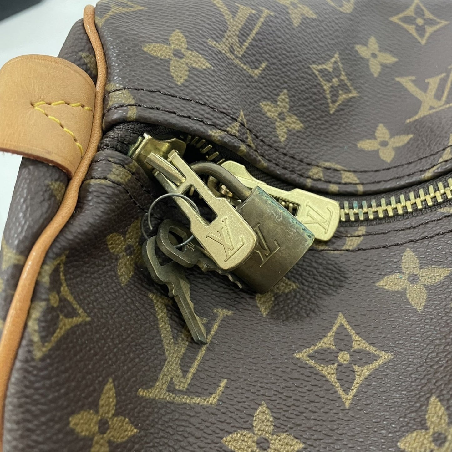 LOUIS VUITTON Keepall 55 Boston Bag