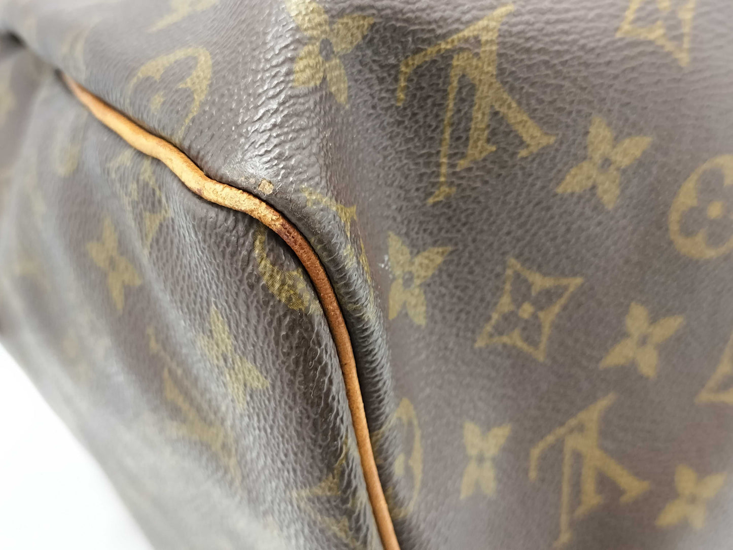 LOUIS VUITTON Monogram Keepall 55 Boston Bag