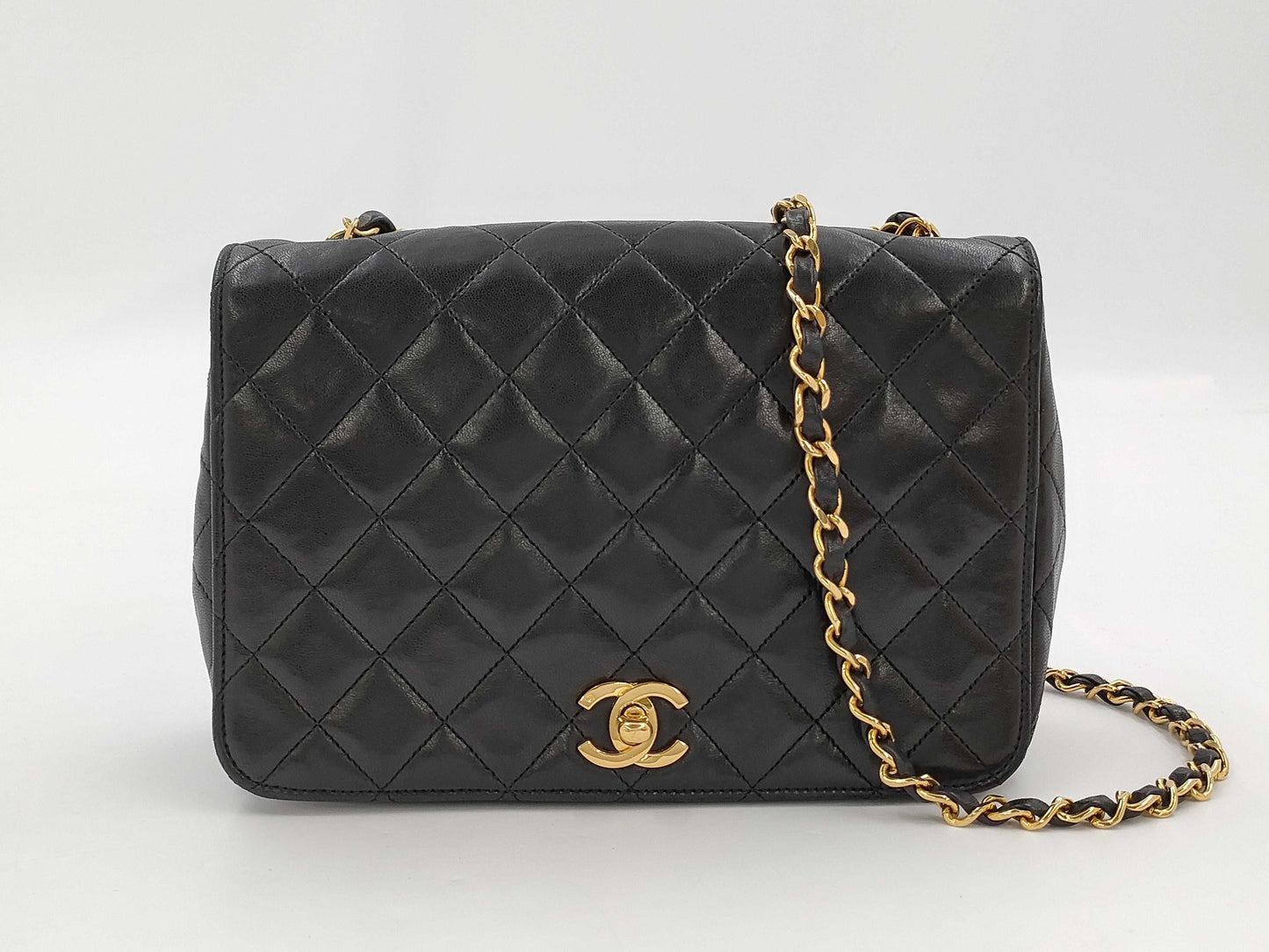 CHANEL Full Flap Matelasse Chain Shoulder Bag Lamb Shoulder Bag