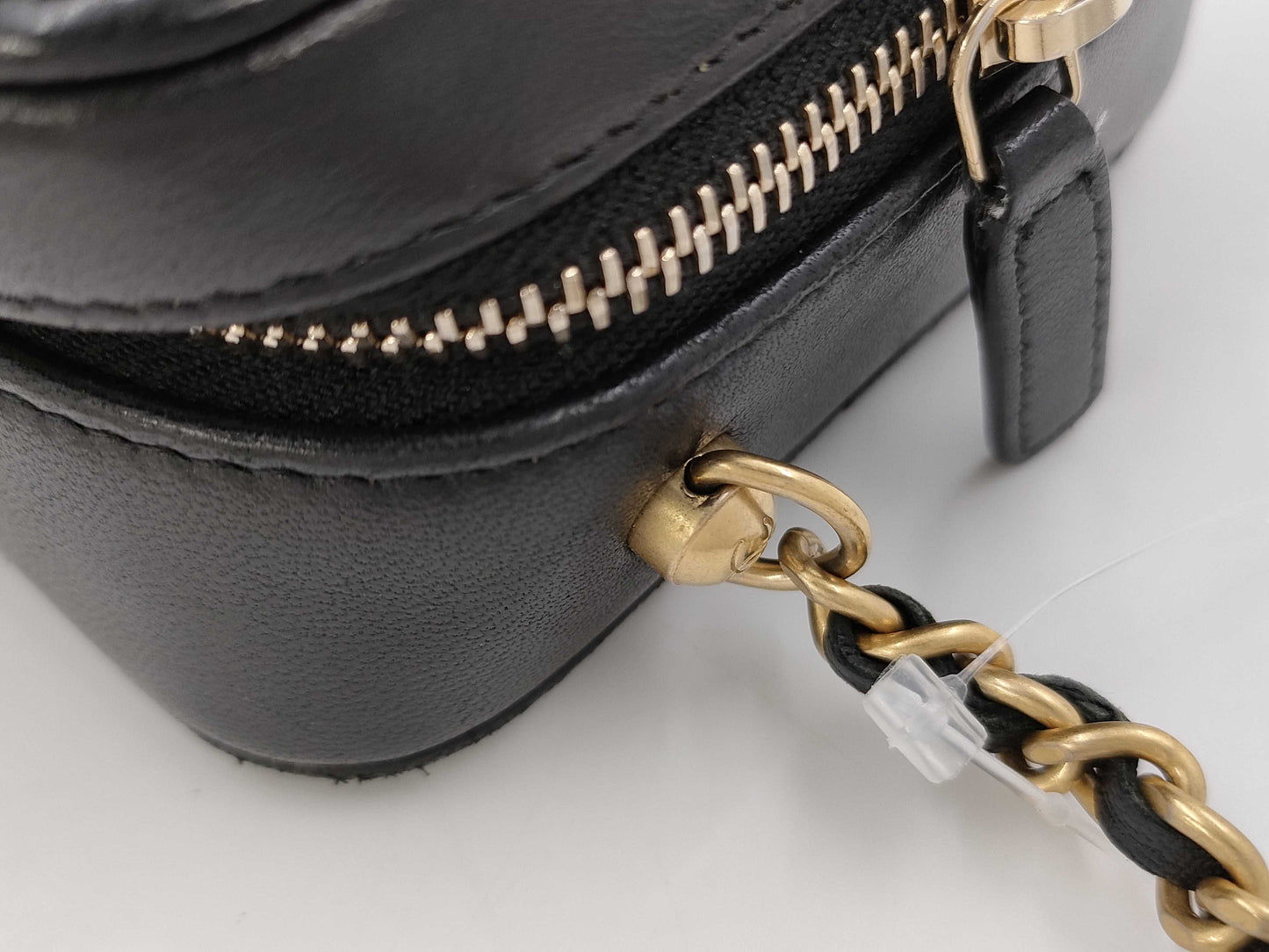 CHANEL Matelasse Ball Chain Shoulder Bag Lamb Shoulder Bag