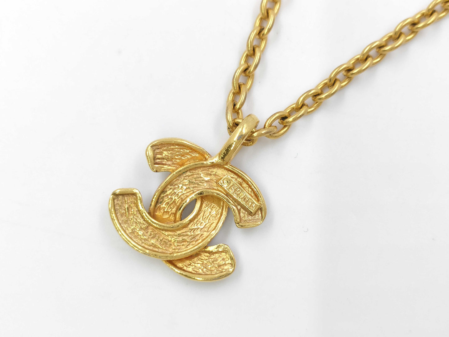 CHANEL Coco Matelasse Chain Necklace