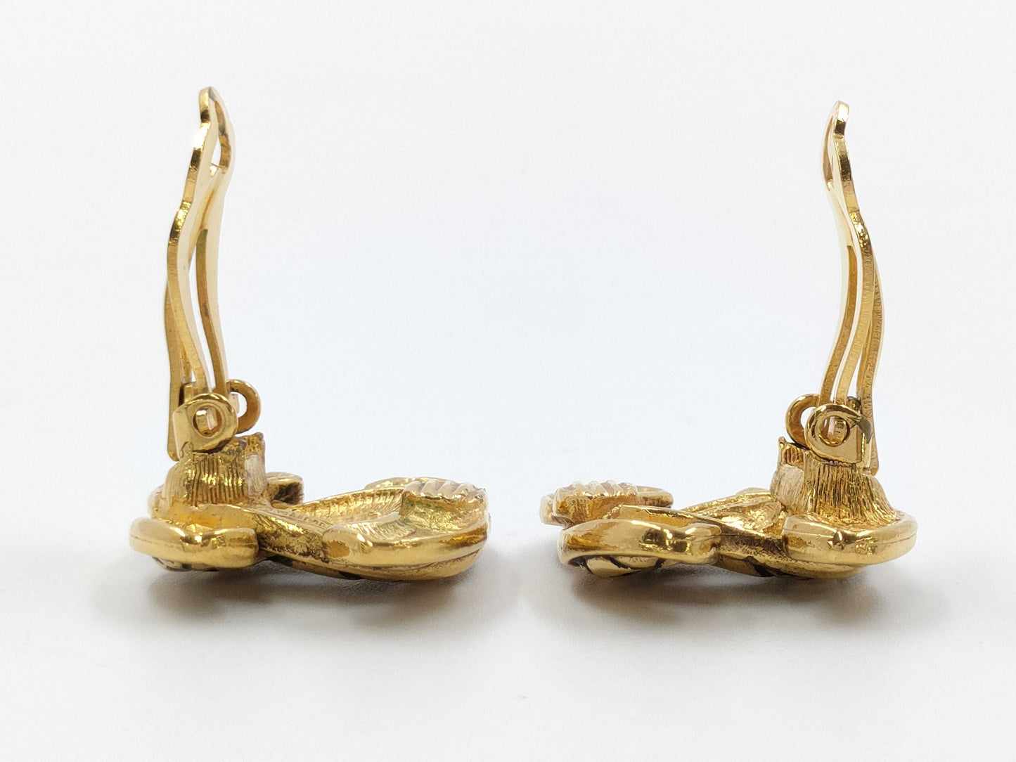 CHANEL Coco Matelasse Earrings