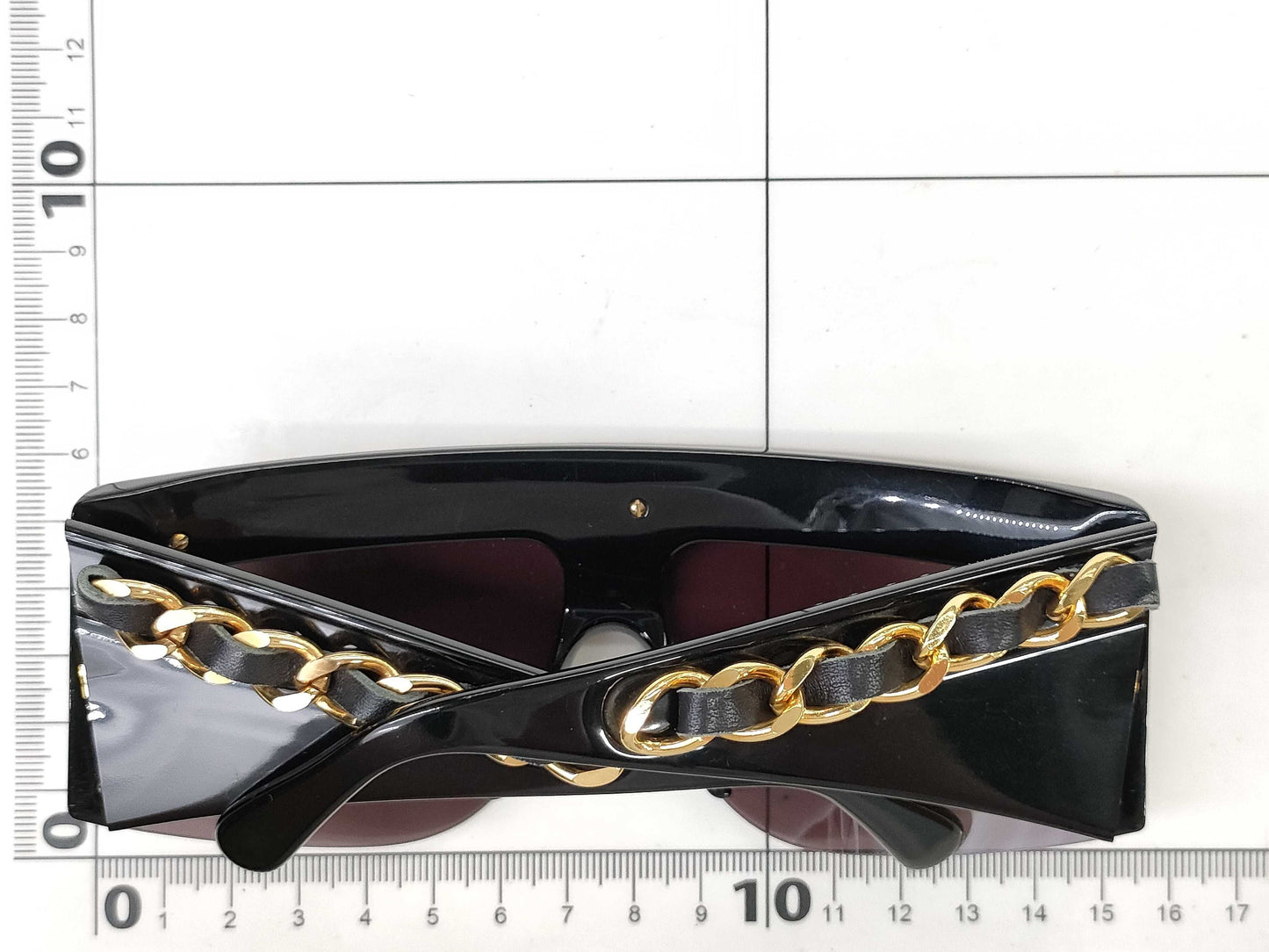 CHANEL Chain Sunglasses Black Sunglasses/Eyewear