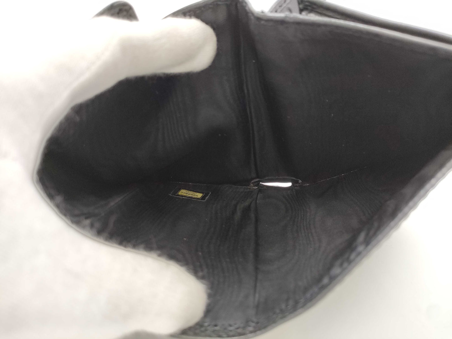 CHANEL Tri-fold Wallet Caviar Wallet