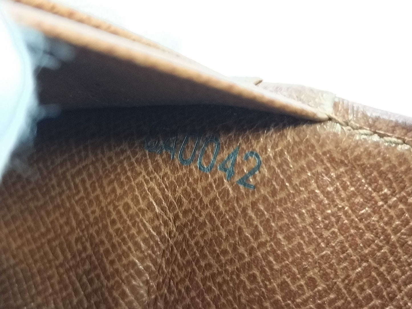 LOUIS VUITTON Monogram Louis Vuitton Monogram M61730 Porte-Monoviet-Tresor Wallet