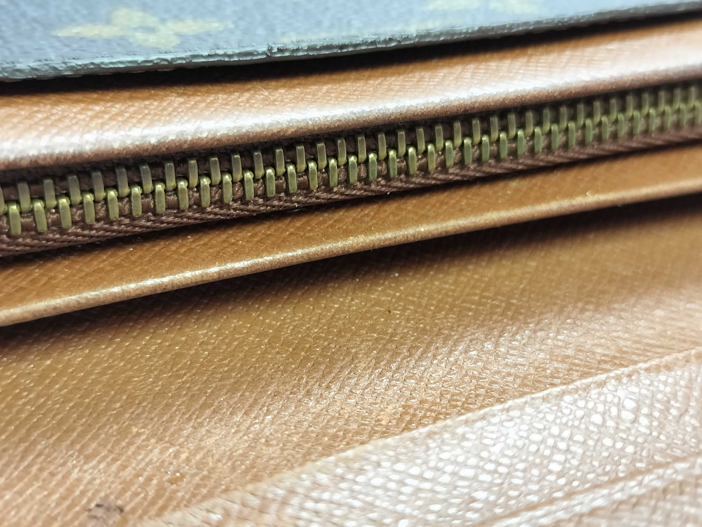 LOUIS VUITTON Monogram Louis Vuitton Monogram M61730 Porte-Monoviet-Tresor Wallet
