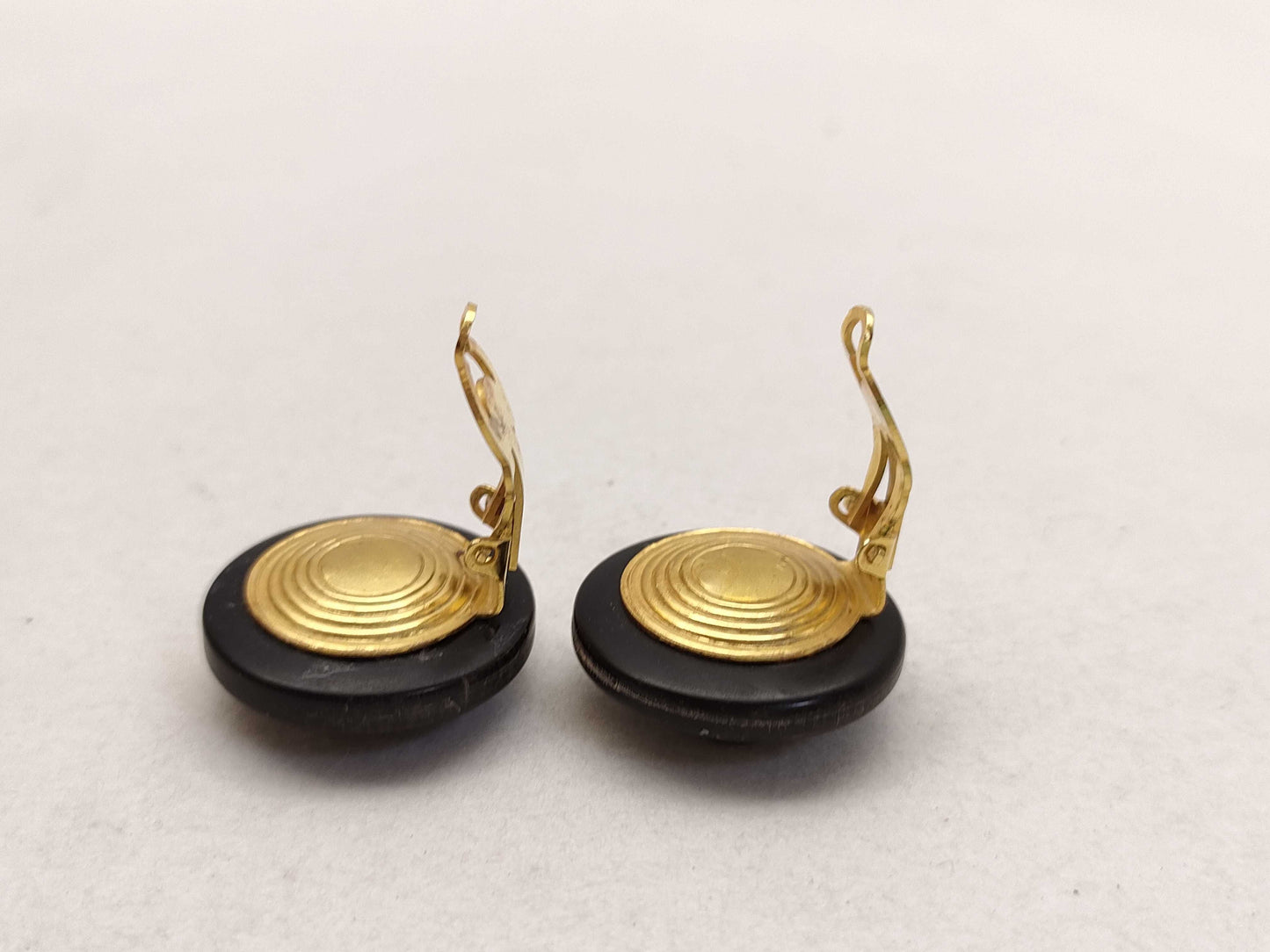 HERMES Horn Round Earrings