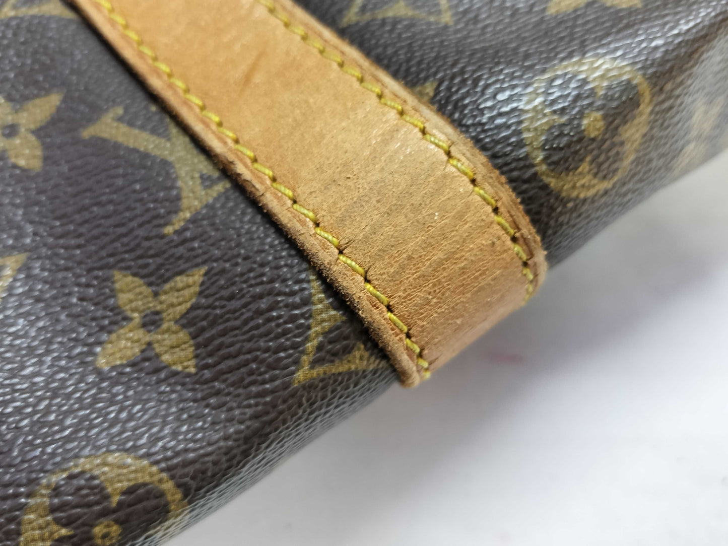 LOUIS VUITTON Monogram Louis Vuitton Keepall Bag Boston Bag