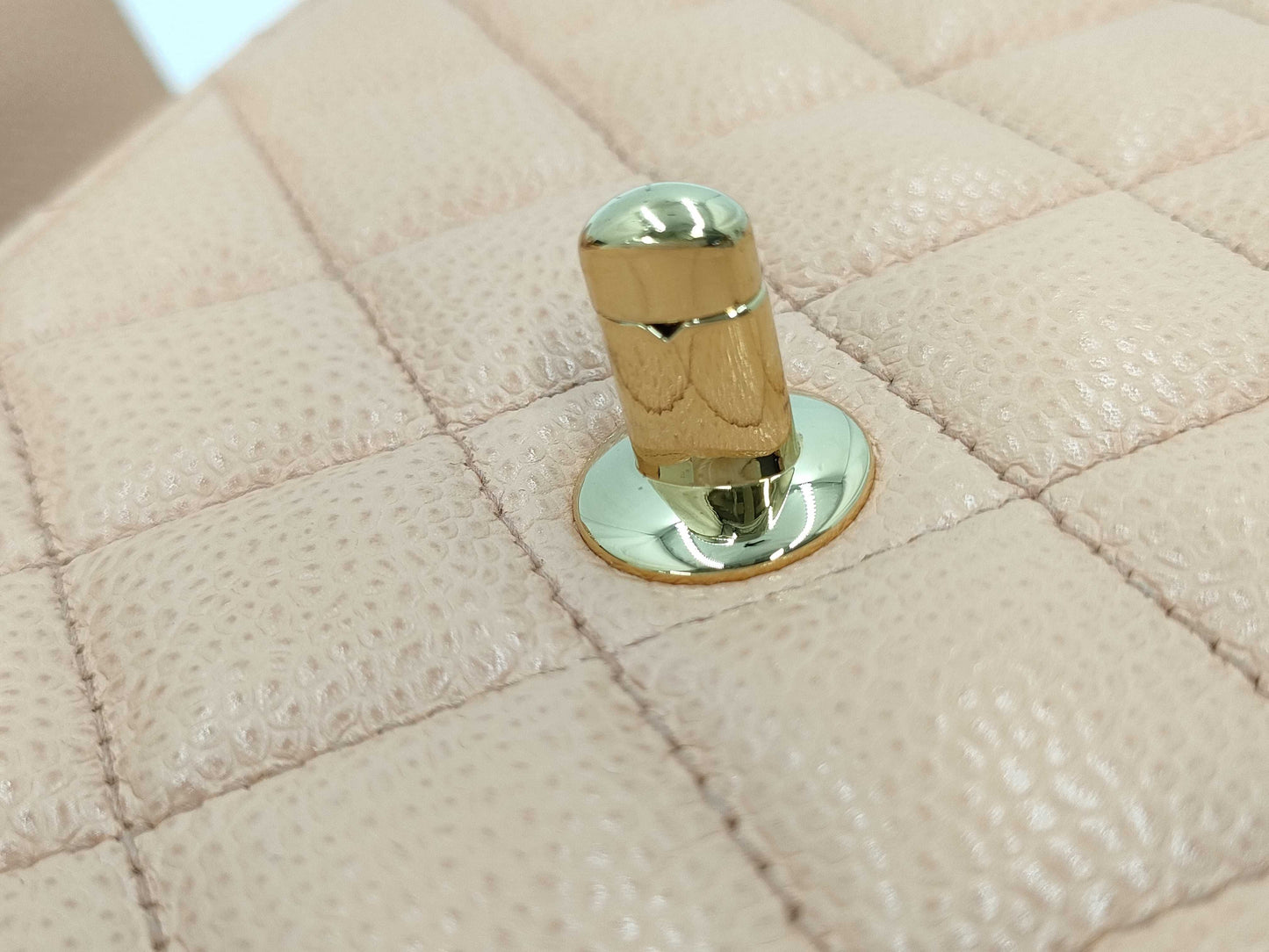 CHANEL CHANEL Mini Matelasse Caviar Skin Pink with Seal No. 8 Shoulder Bag