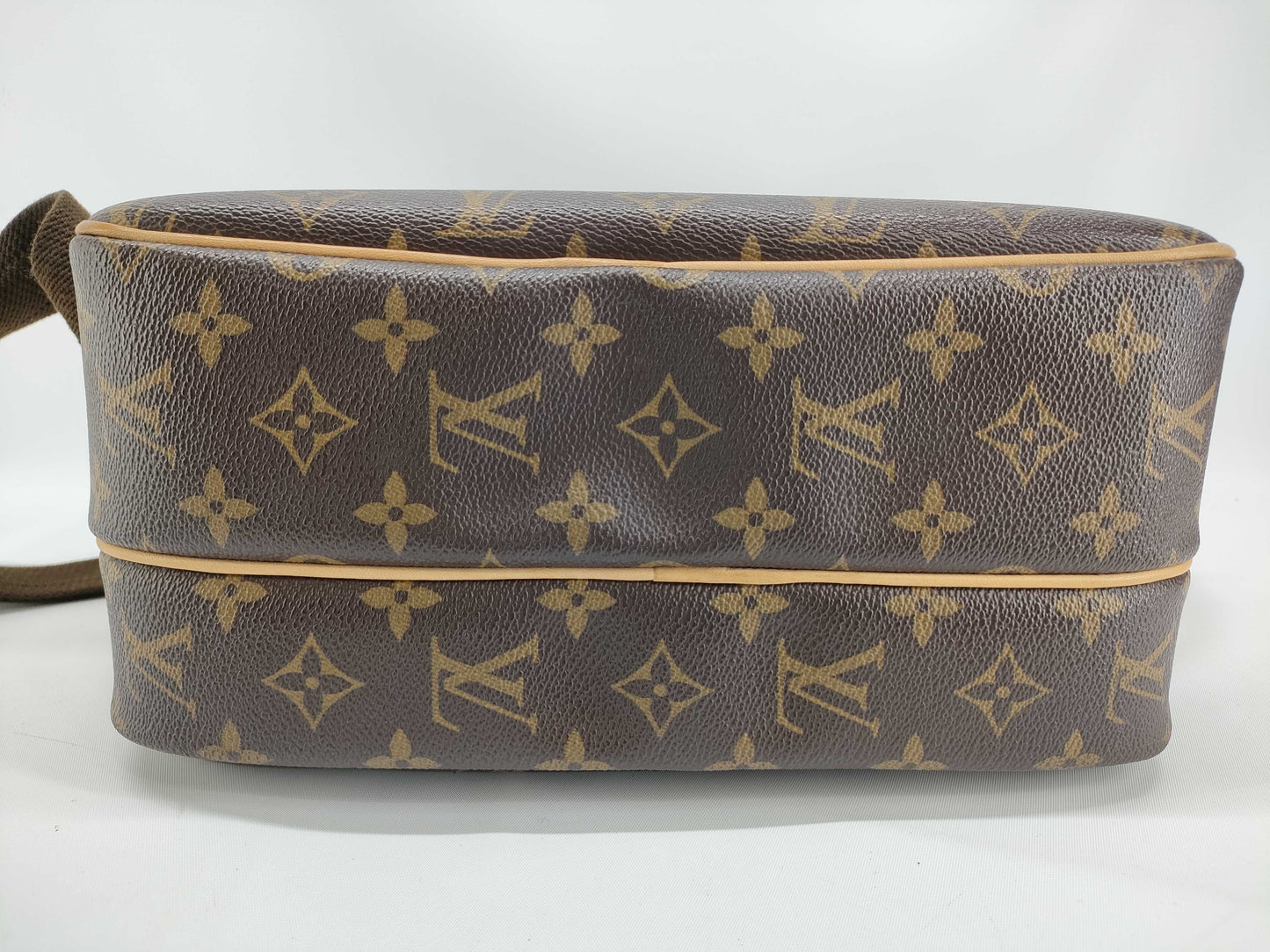 LOUIS VUITTON M45254 Monogram Reporter Shoulder Bag