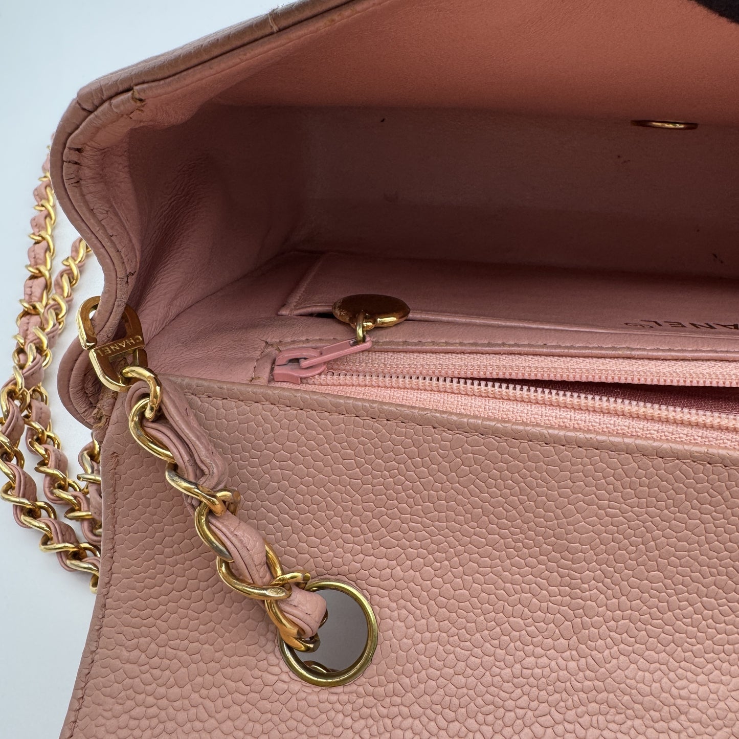 CHANEL Diana Matelasse 25 Chain Caviar Skin Pink Shoulder Bag