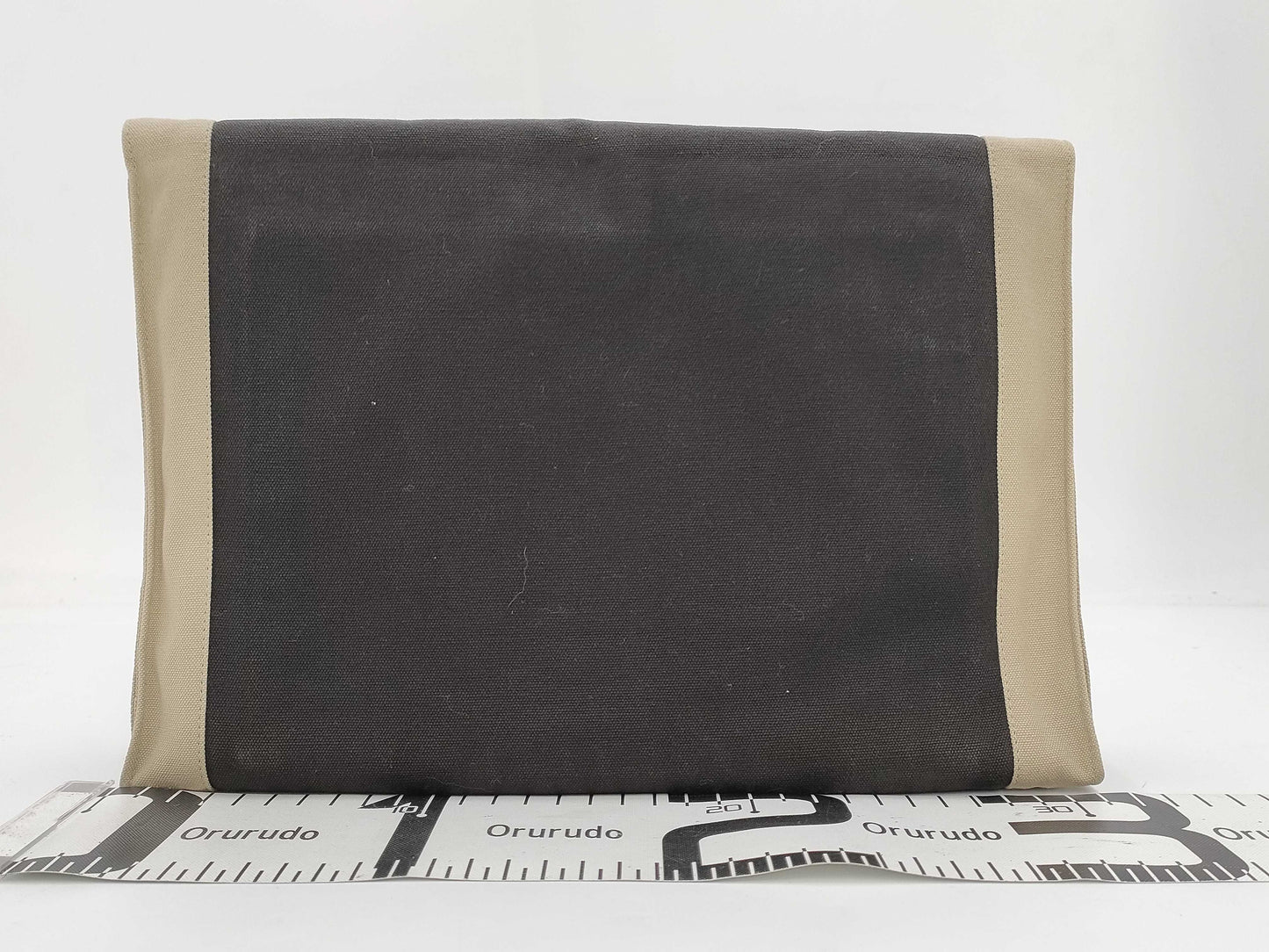 HERMES Tapiselle Green Clutch Bag