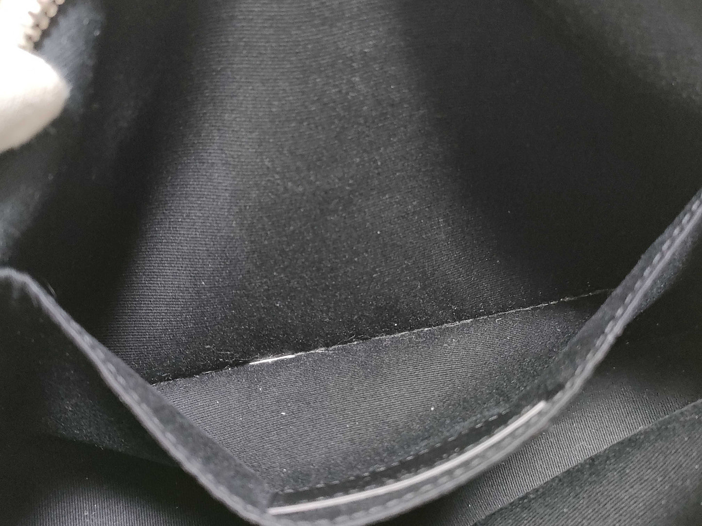SAINT LAURENT Paris Shoulder Bag Lou Camera Shoulder Bag