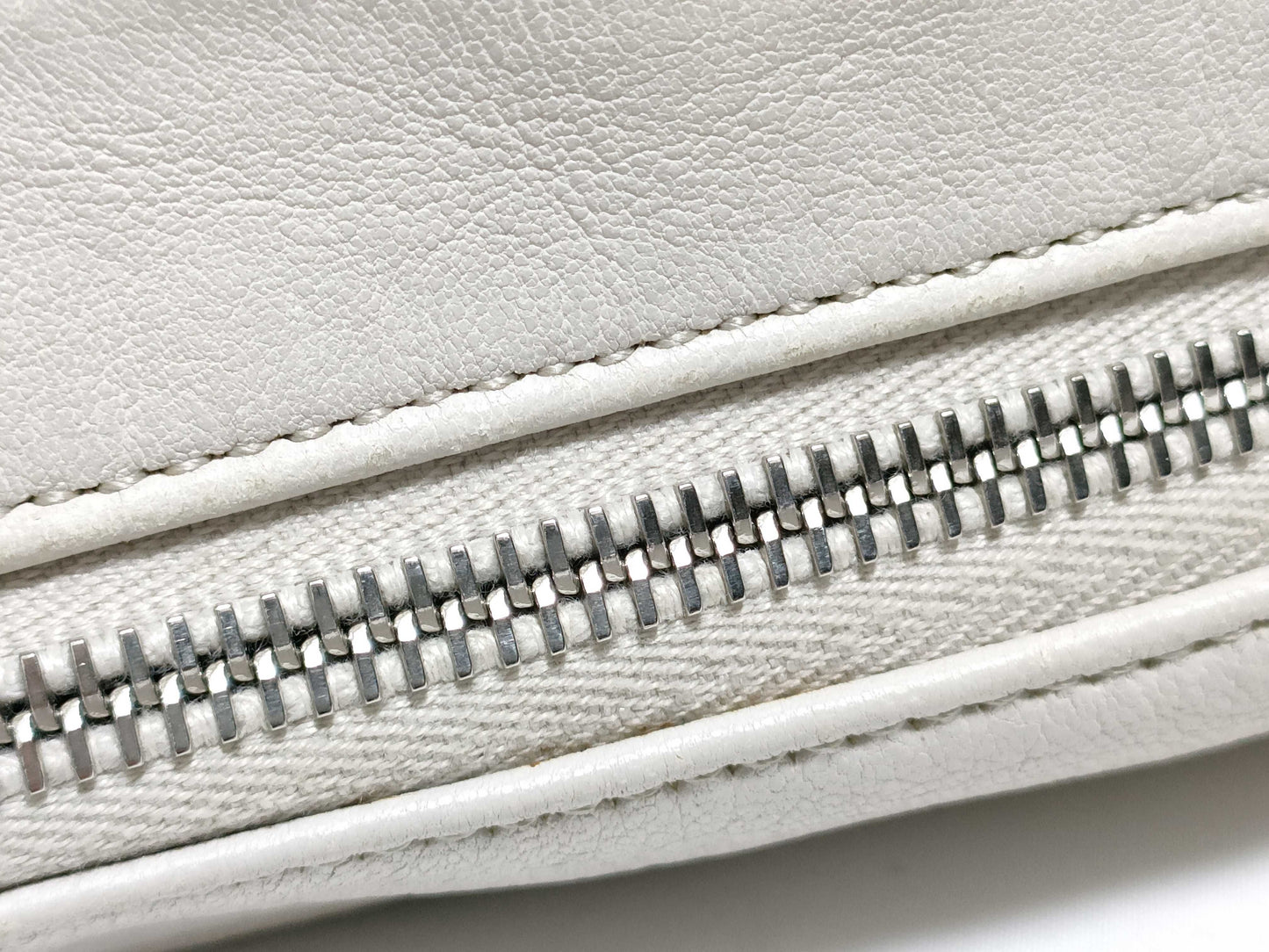 SAINT LAURENT Paris Shoulder Bag Lou Camera Shoulder Bag