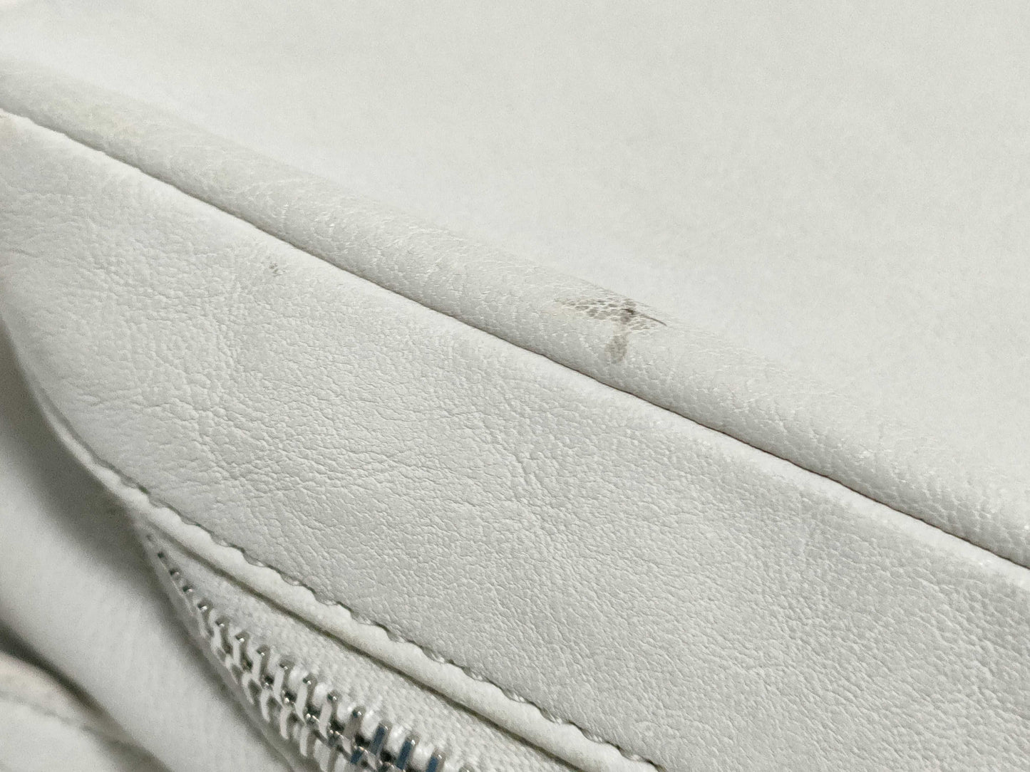 SAINT LAURENT Paris Shoulder Bag Lou Camera Shoulder Bag