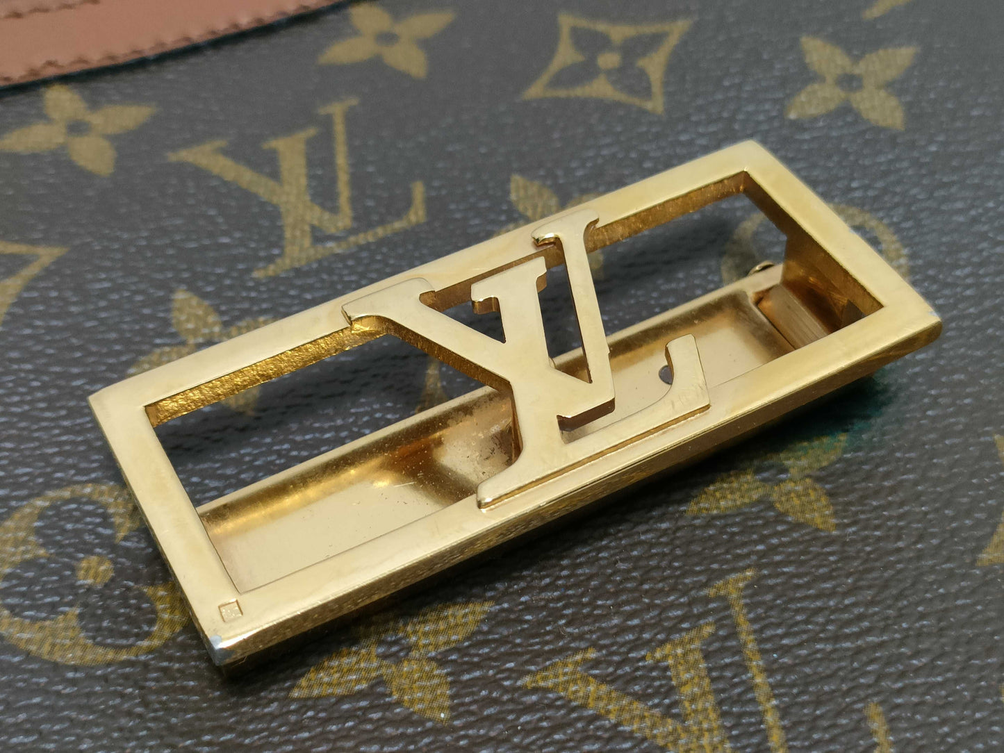 LOUIS VUITTON M51410 Monogram Louis Vuitton Shoulder Bag