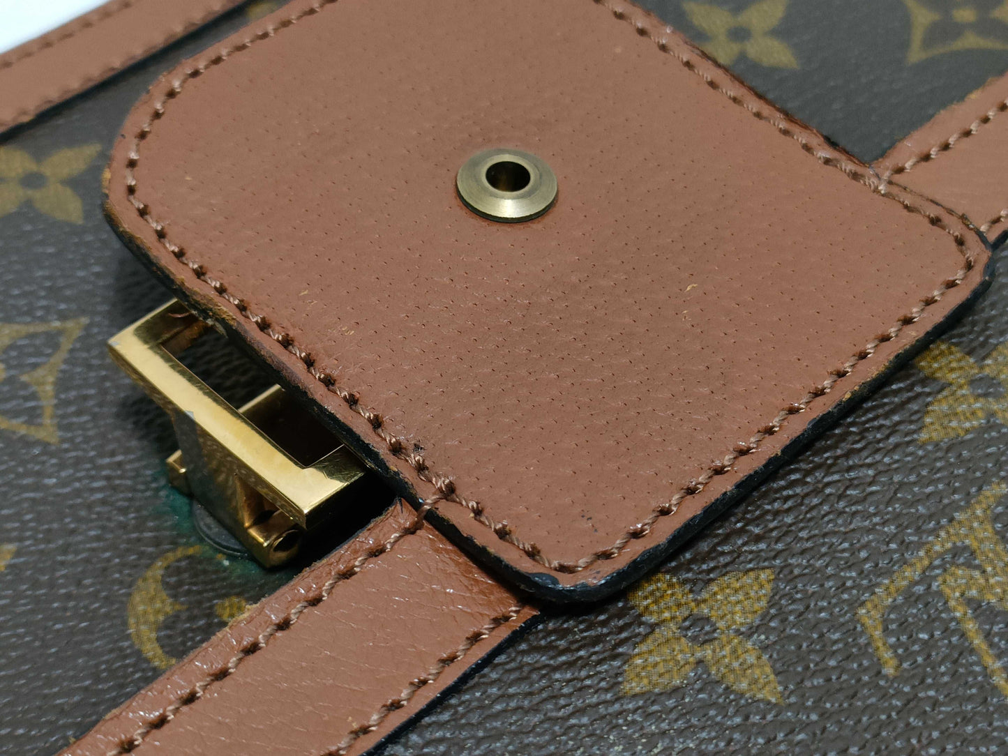 LOUIS VUITTON M51410 Monogram Louis Vuitton Shoulder Bag