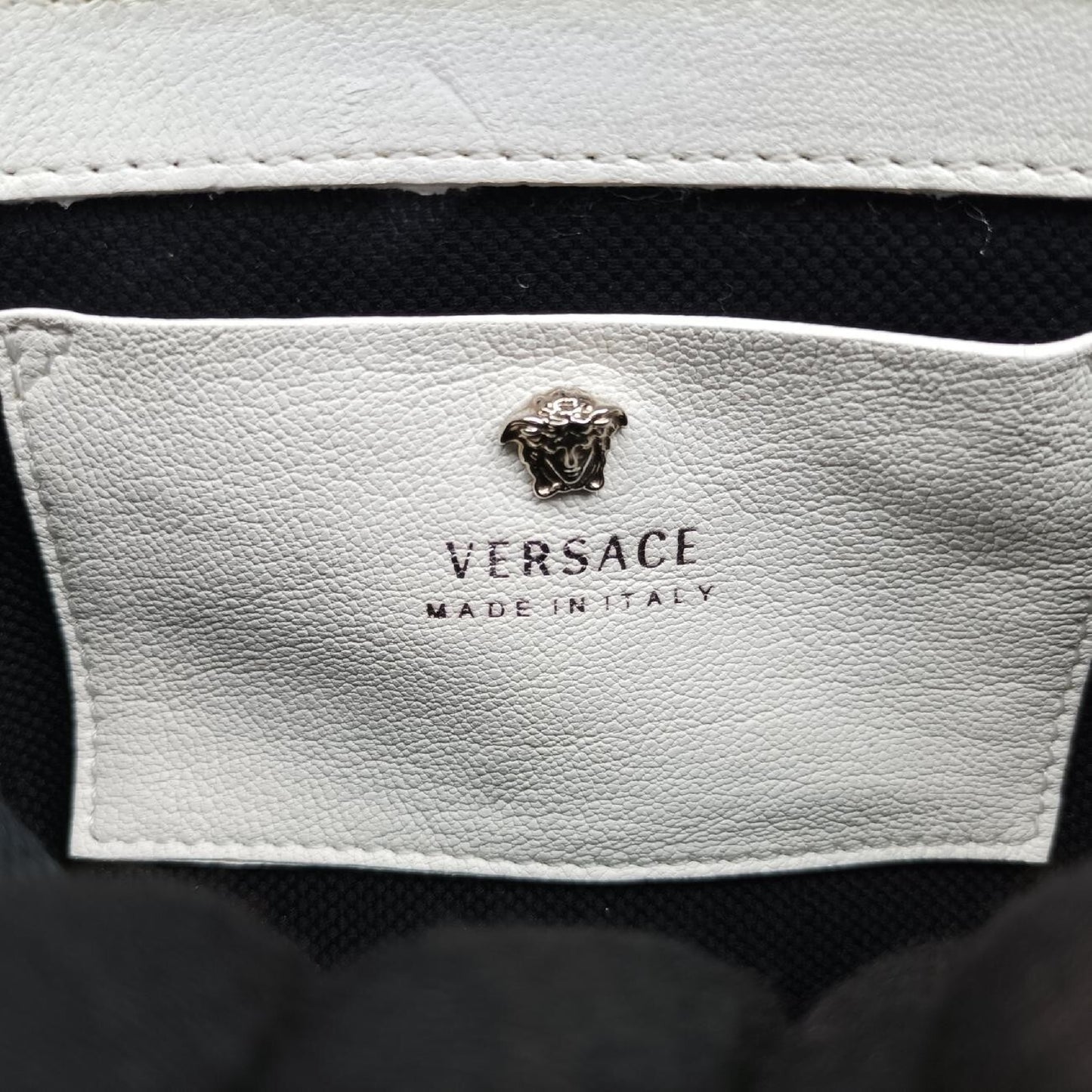 VERSACE Star Print White Leather CLG 938 470 397 187 Shoulder Bag