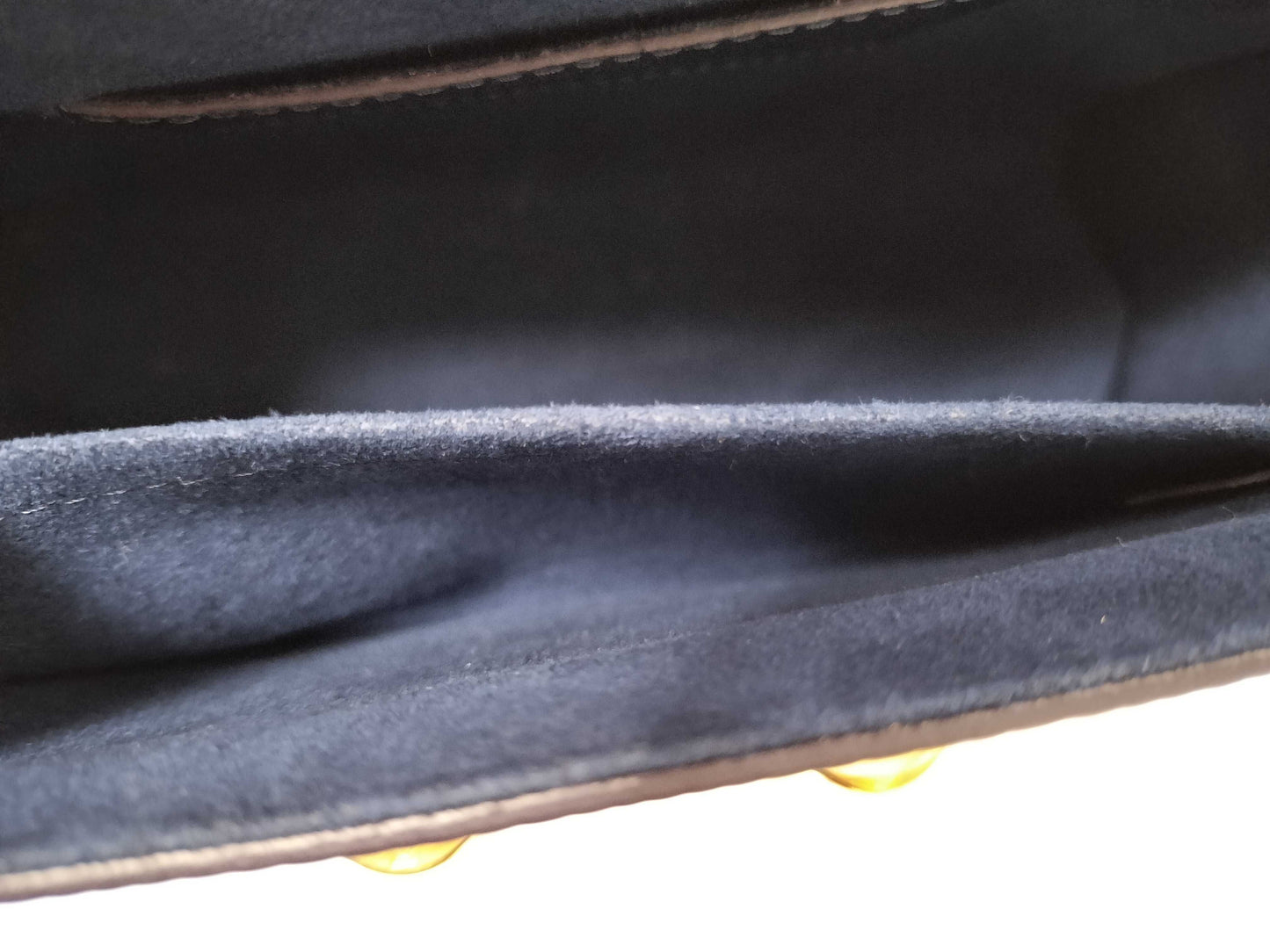 LOUIS VUITTON M53090 LOUIS VUITTON Epi Twist MM M53090 AR0220 Navy Mirrored RFID Enabled Shoulder Bag
