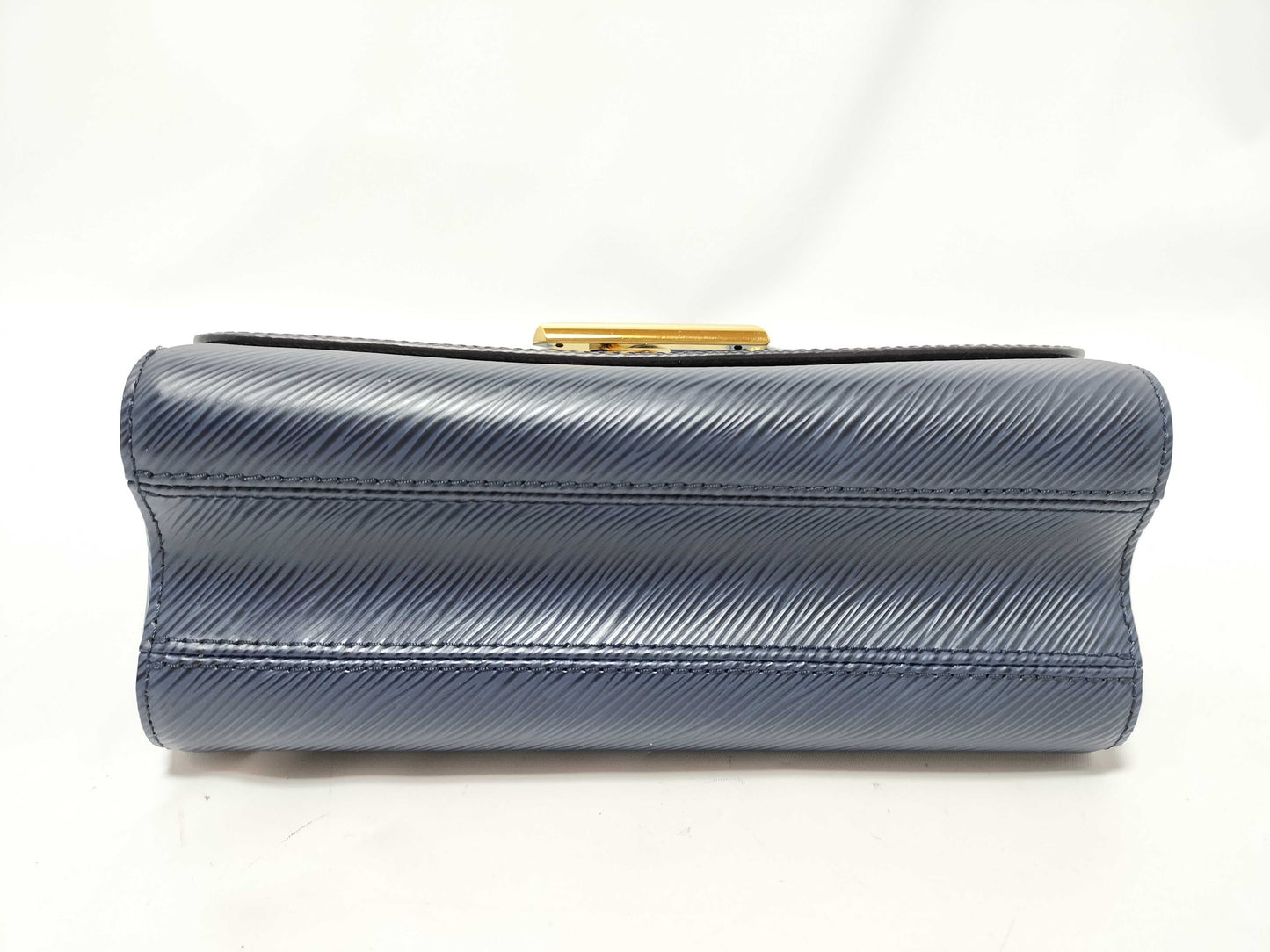 LOUIS VUITTON M53090 LOUIS VUITTON Epi Twist MM M53090 AR0220 Navy Mirrored RFID Enabled Shoulder Bag
