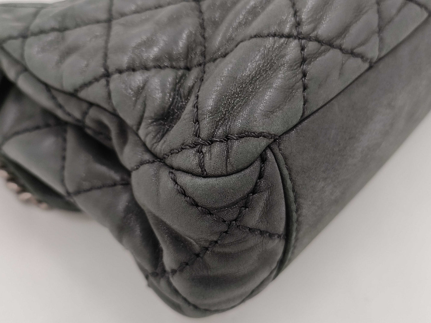 CHANEL Black Chain Shoulder Bag with Matelasse and Wild Stitching