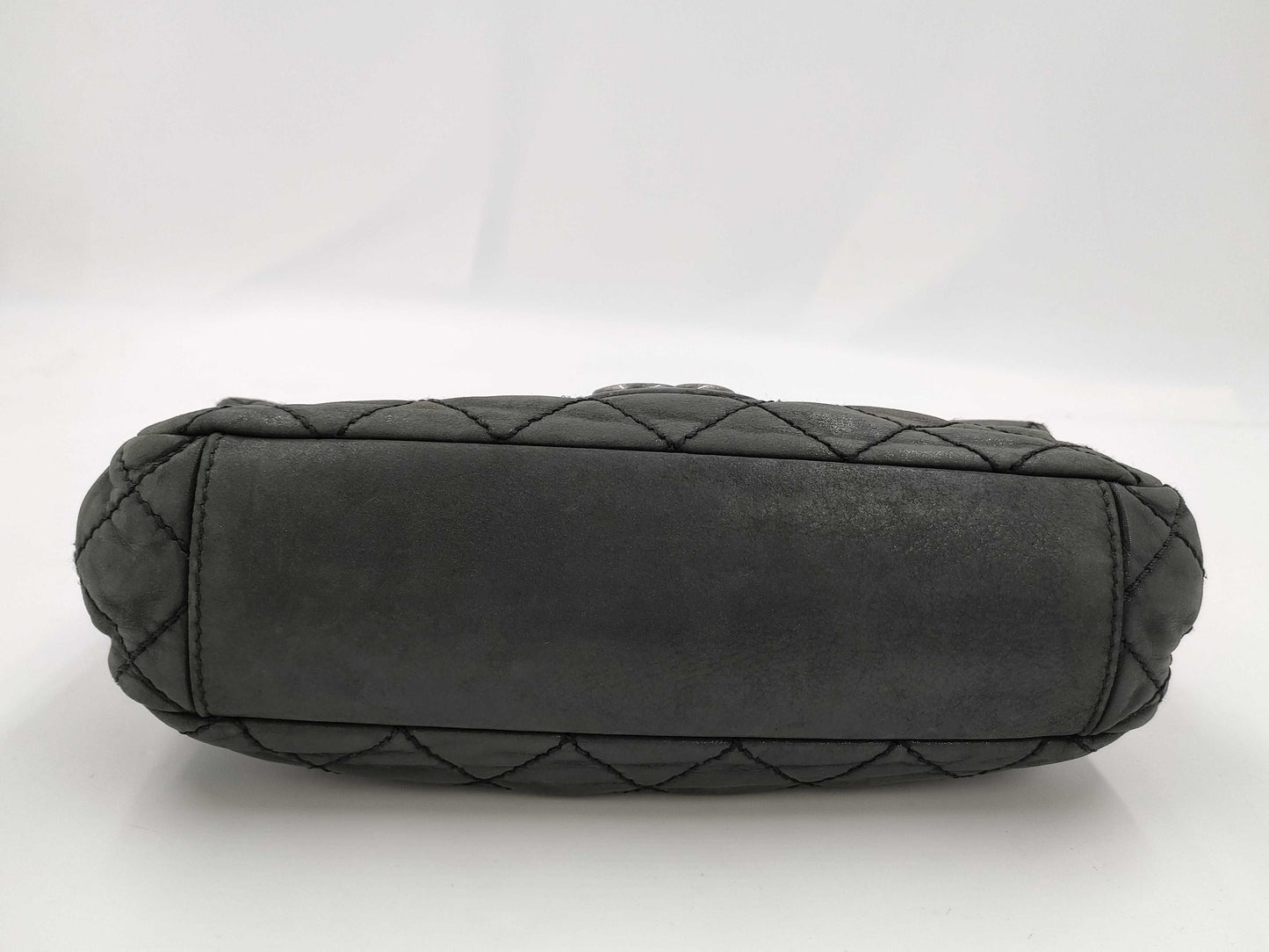 CHANEL Black Chain Shoulder Bag with Matelasse and Wild Stitching