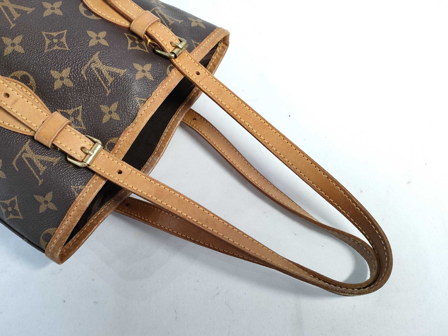LOUIS VUITTON M42238 Monogram Louis Vuitton Bucket PM Handbag