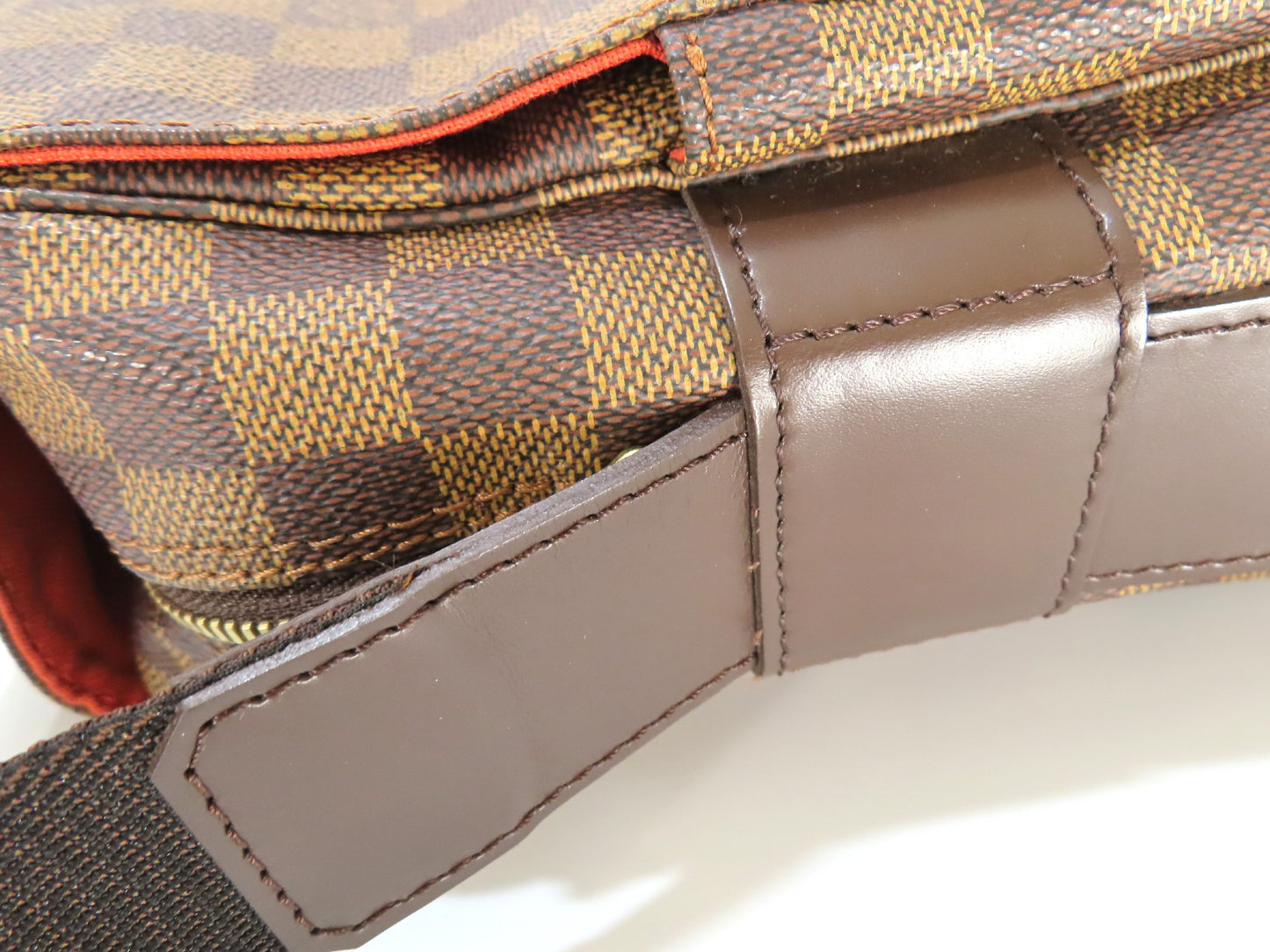 LOUIS VUITTON Damier Shoulder Bag