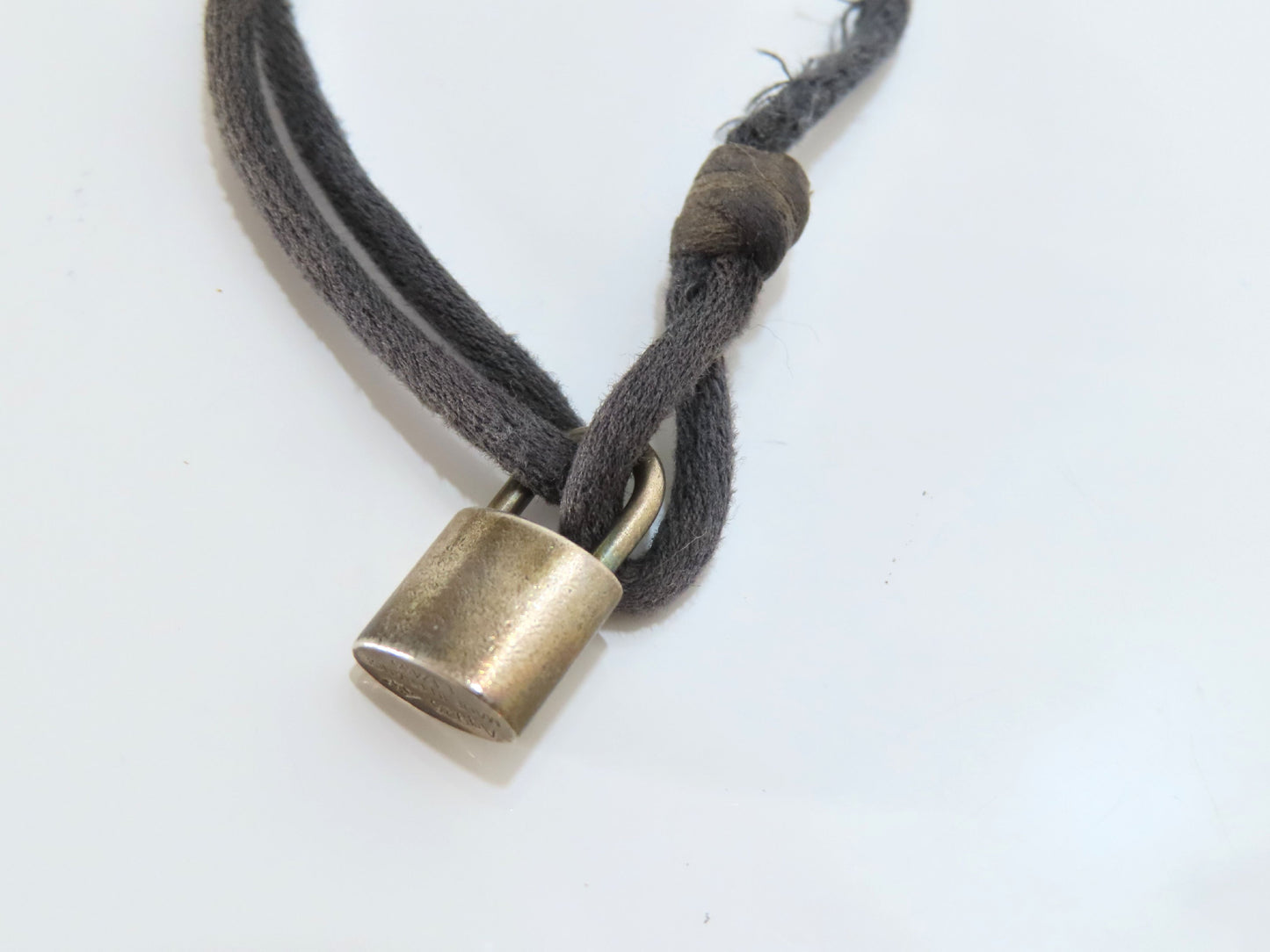 LOUIS VUITTON LV Bracelet x 1 Bracelet/Bangle