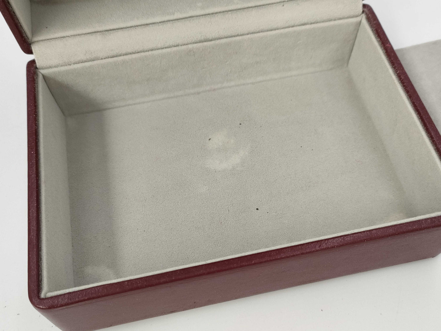 Empty box Box