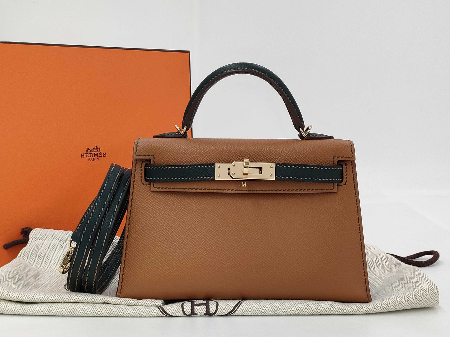 HERMES Mini Kelly Gold/Vert Chypre Epson U-stamped Handbag